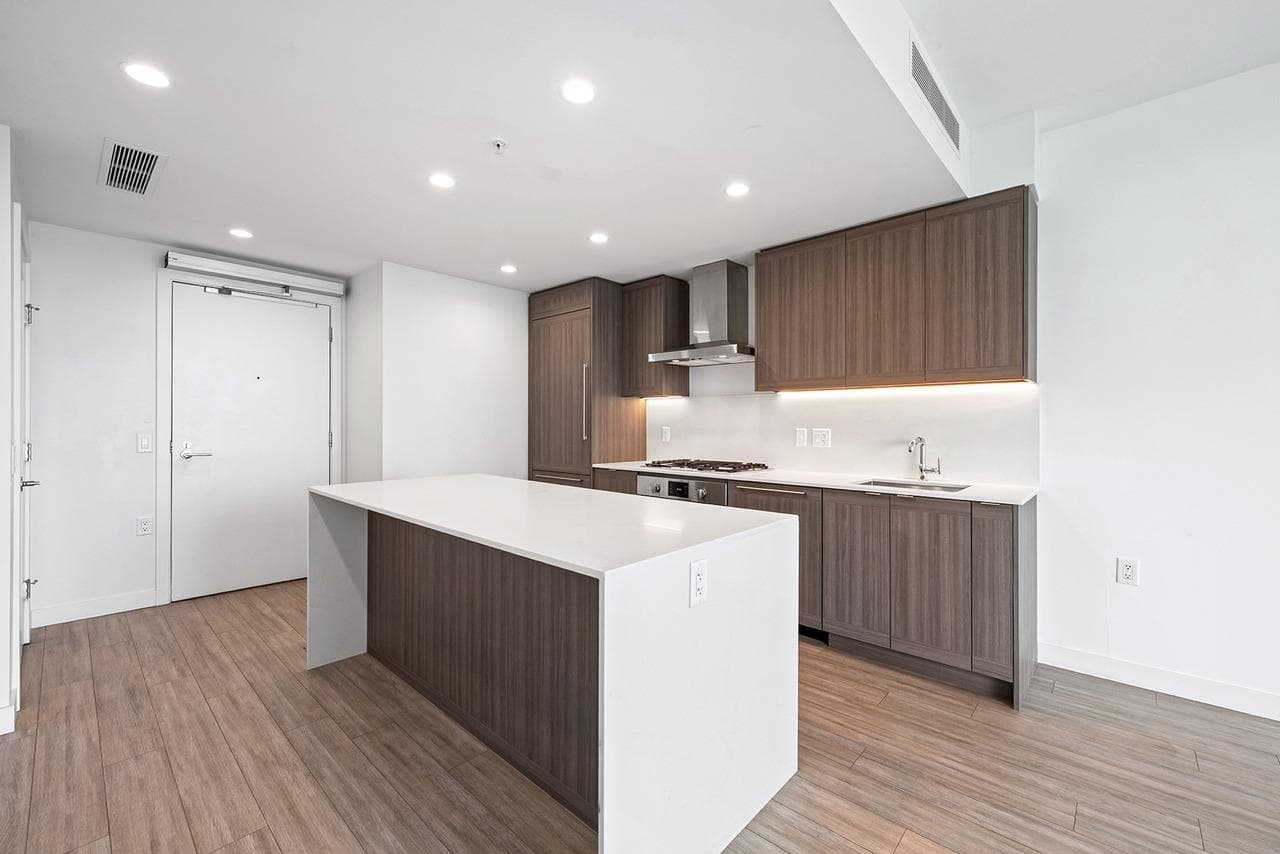 2003 - 2311 Beta Avenue, Burnaby, V5C 0M1 — photo 3