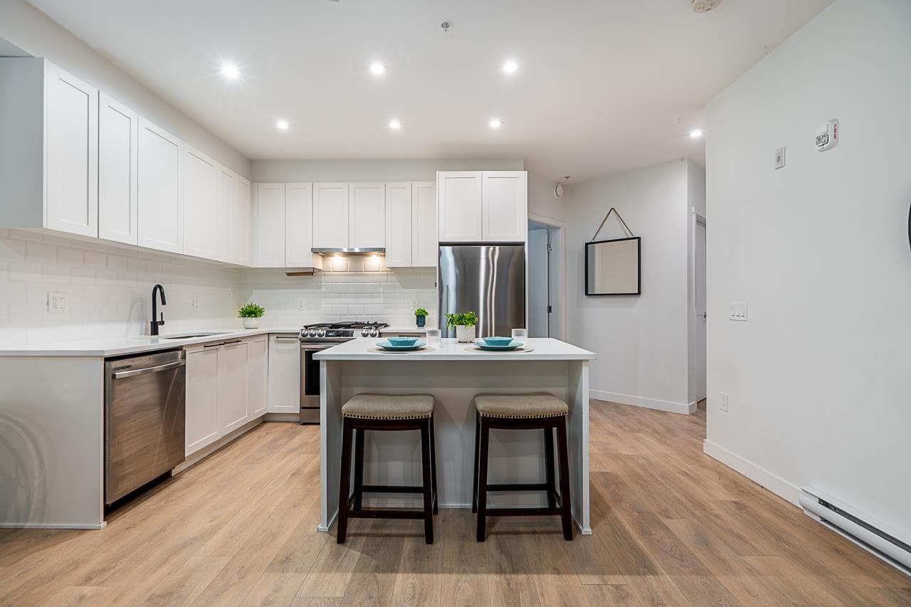 319 - 5415 Brydon Crescent, Langley, V3A 0N4 — photo 1