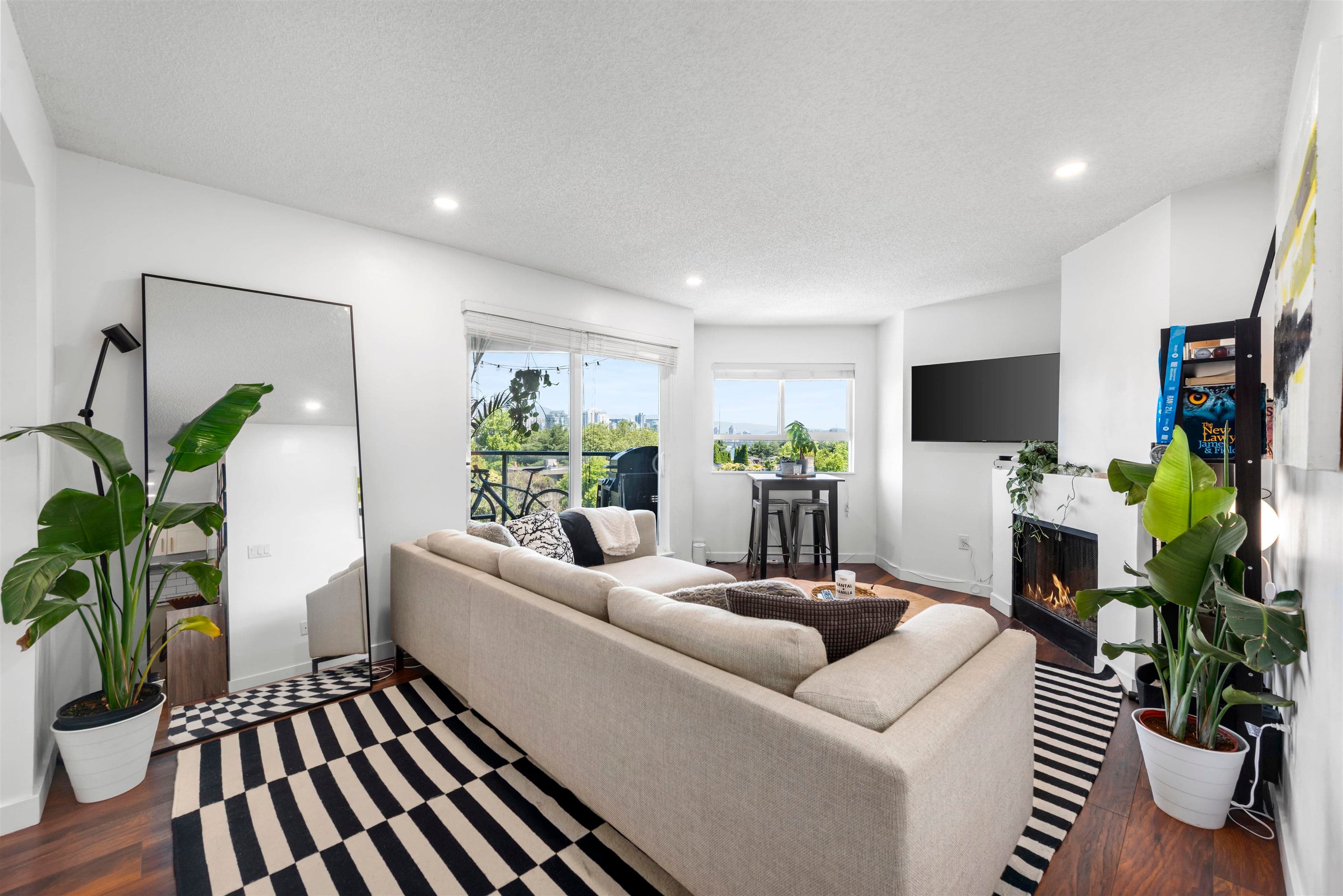 306 - 1365 W 4th Avenue, Vancouver, V6H 3Y8 — photo 3