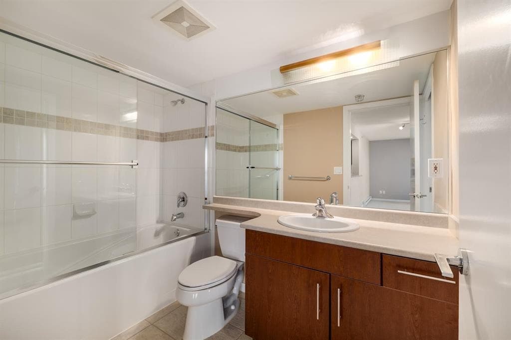 1703 - 120 Milross Avenue, Vancouver, V6A 4K7 — photo 5