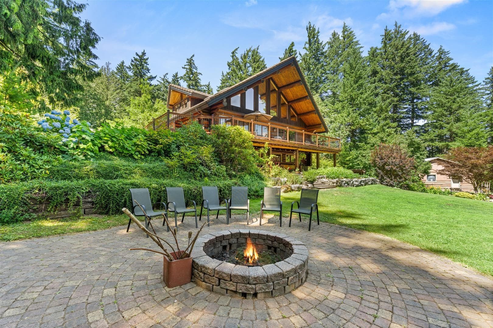21360 Landstrom Road, Hope