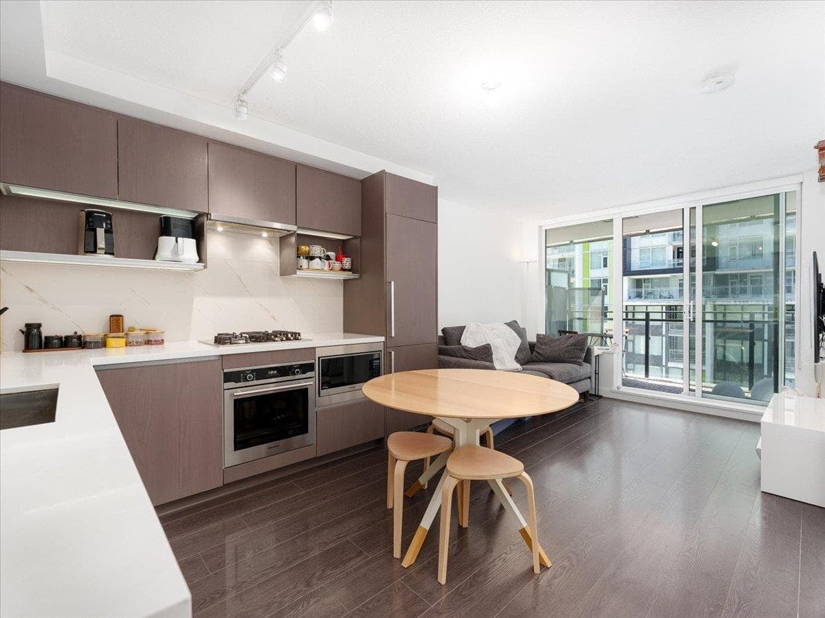 606 - 8833 Hazelbridge Way, Richmond, V6X 0N3 — photo 1