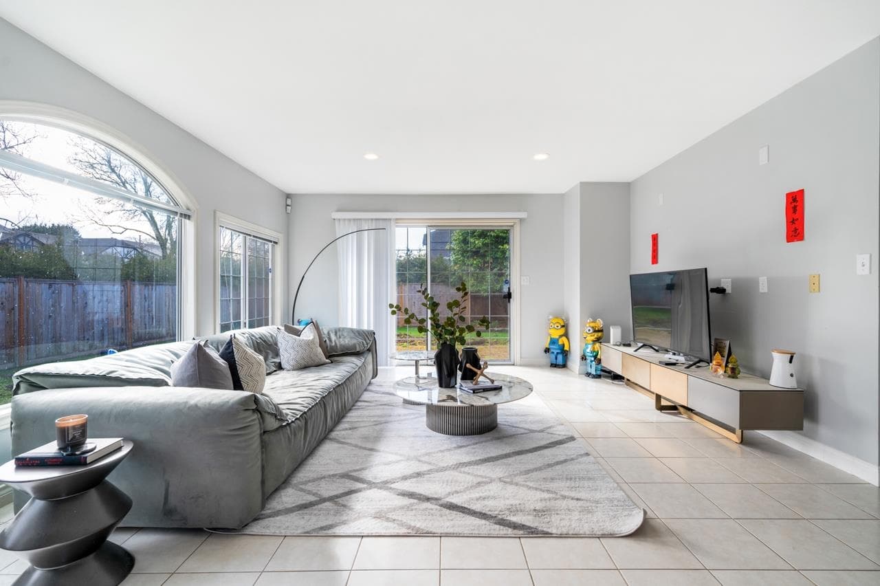 5660 Stefanko Place, Richmond, V7E 5G2 — photo 3