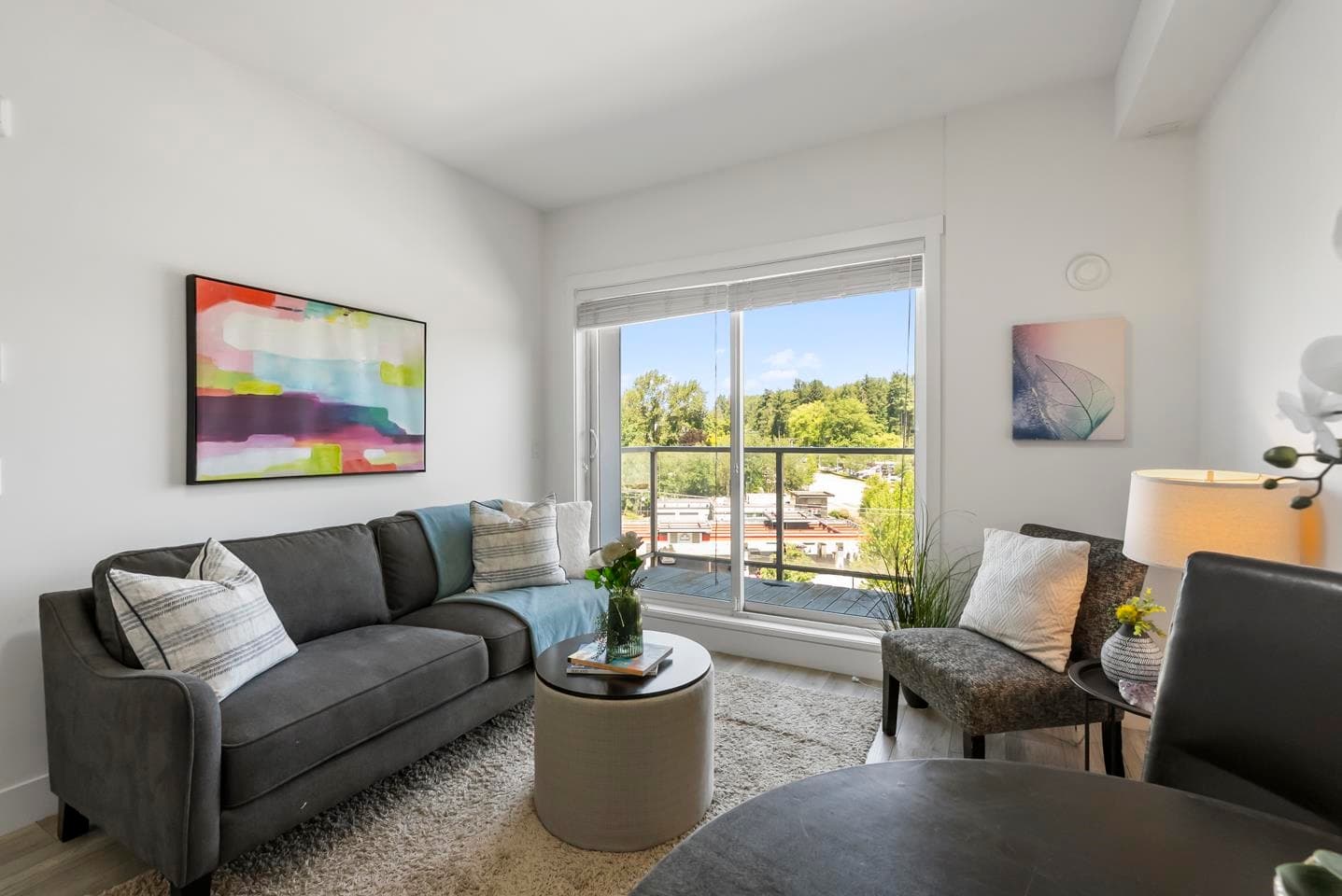 603 - 13978 Fraser Highway, Surrey, V3T 0P2 — photo 1
