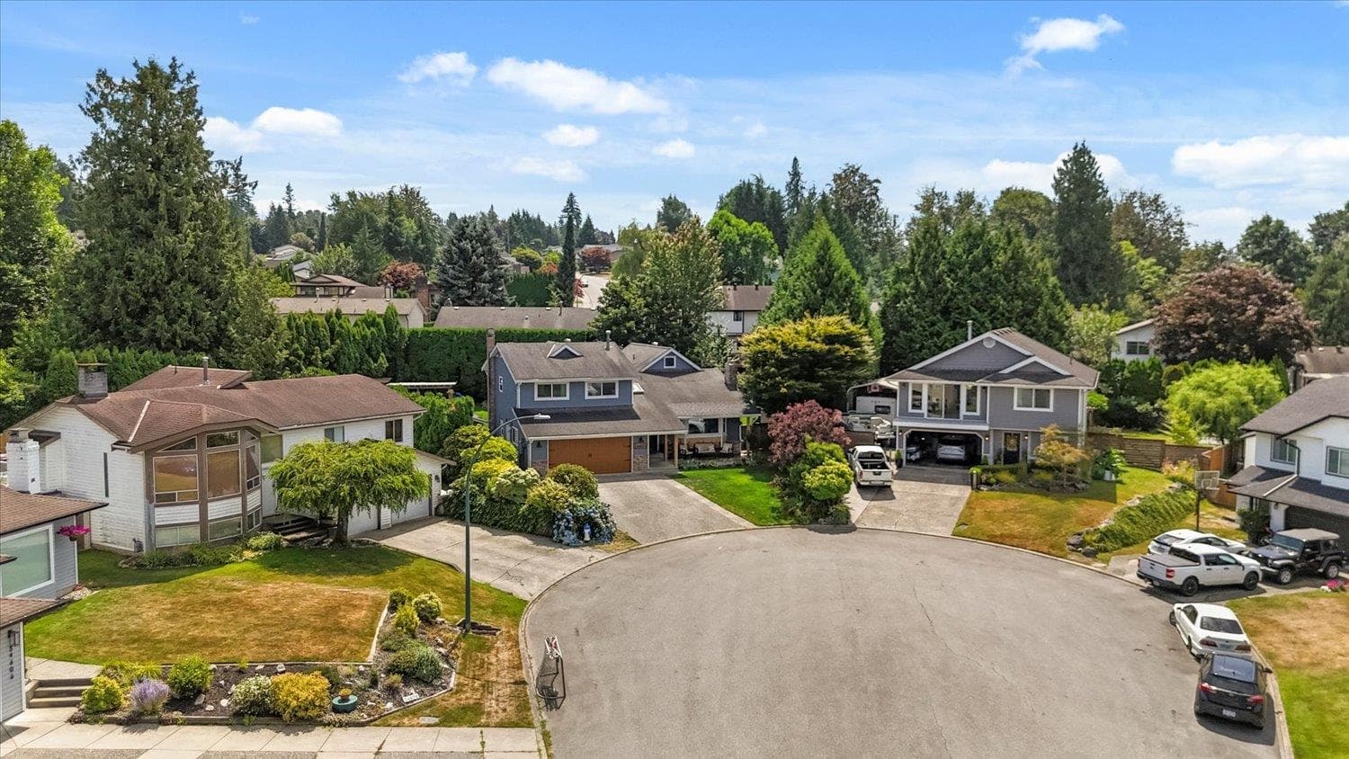 34602 Semlin Place, Abbotsford, V2S 6K7 — photo 2