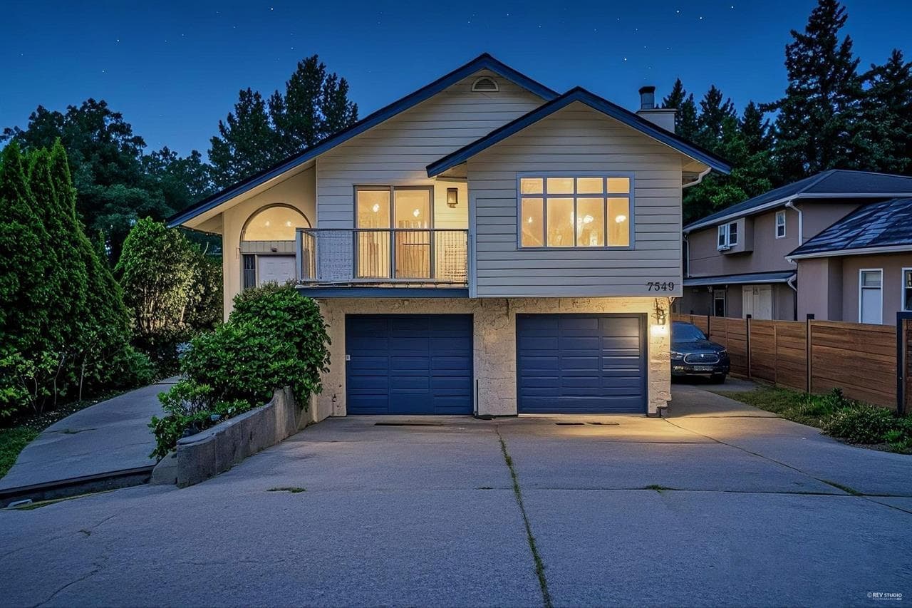 7549 10th Avenue, Burnaby