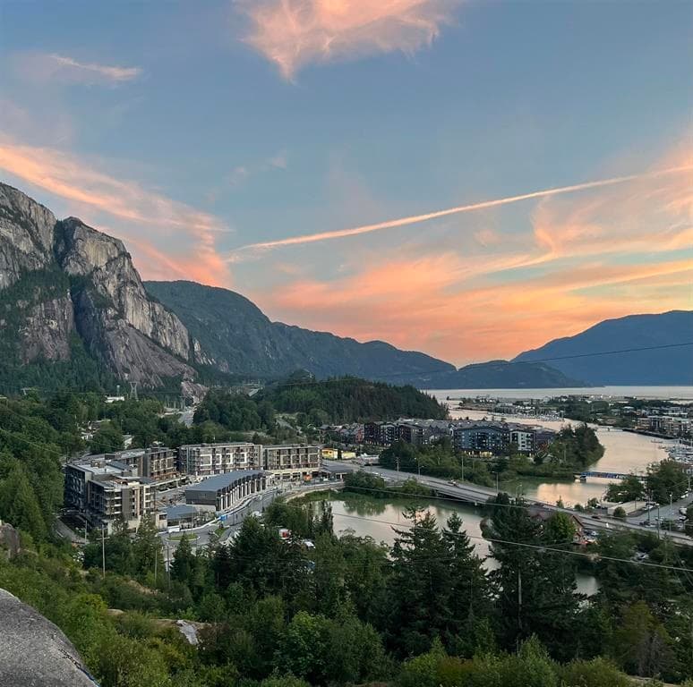 520 - 1506 Scott Crescent, Squamish, V8B 1G4 — photo 2