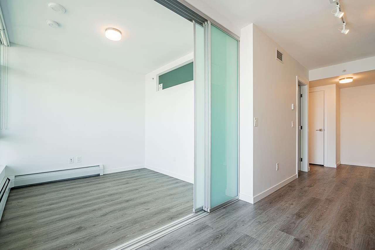 2606 - 13350 Central Avenue, Surrey, V3T 0S1 — photo 4