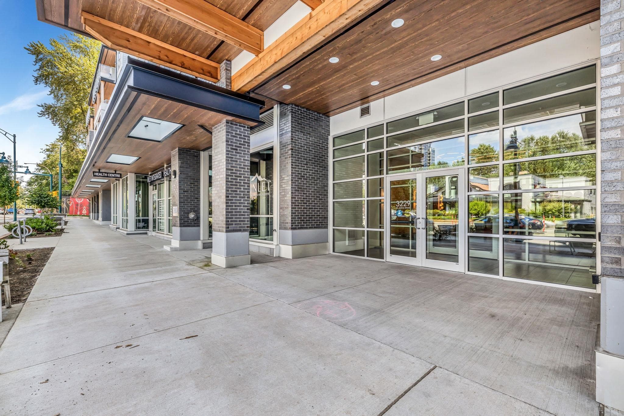 305 - 3229 St Johns Street, Port Moody, V3H 0M4 — photo 4