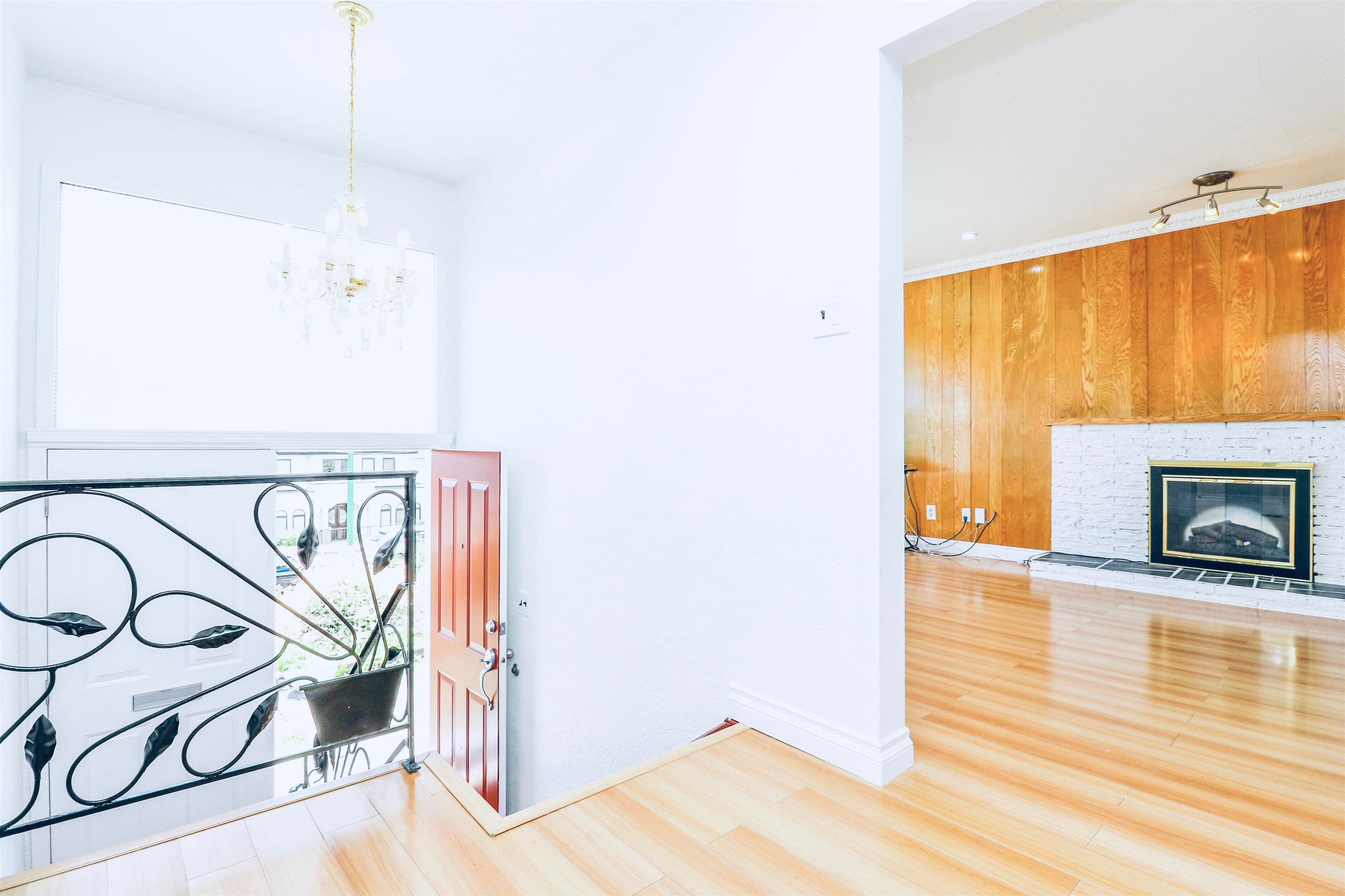 4459 Rumble Street, Burnaby, V5J 2A4 — photo 3