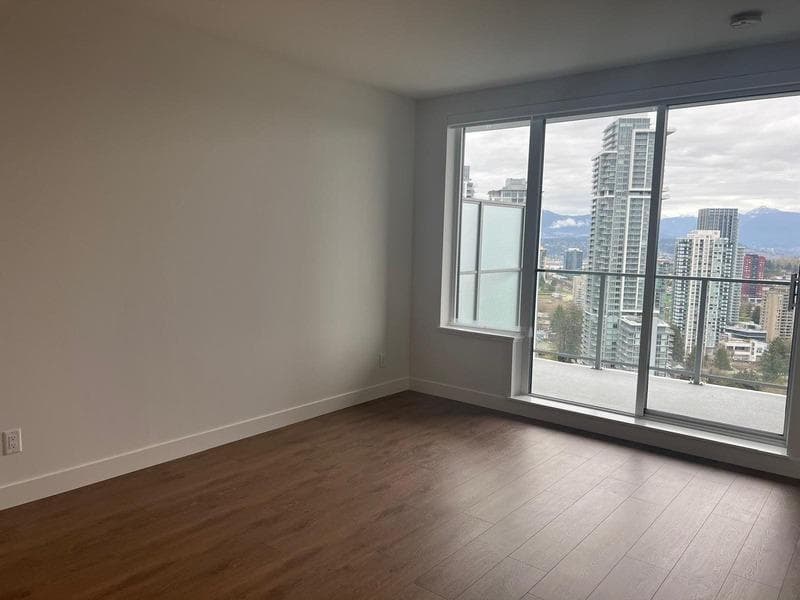 2401 - 13359 Old Yale Road, Surrey, V3T 0S4 — photo 2