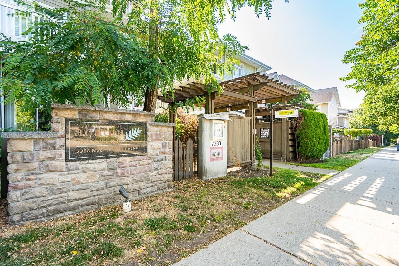 37 - 7388 Macpherson Avenue, Burnaby, V5J 0A1 — photo 2
