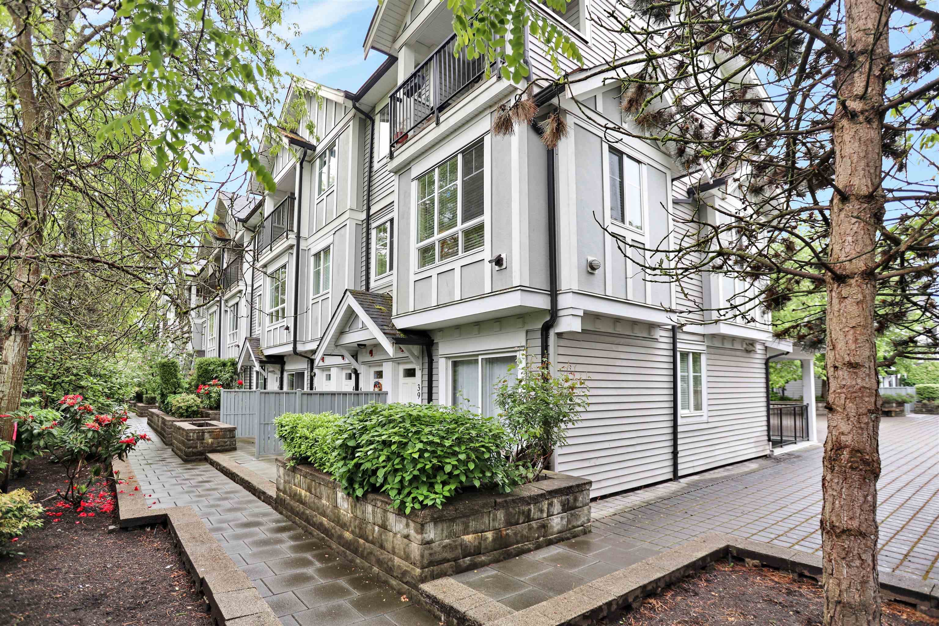 40 - 13239 Old Yale Road, Surrey, V3T 3C5 — photo 4