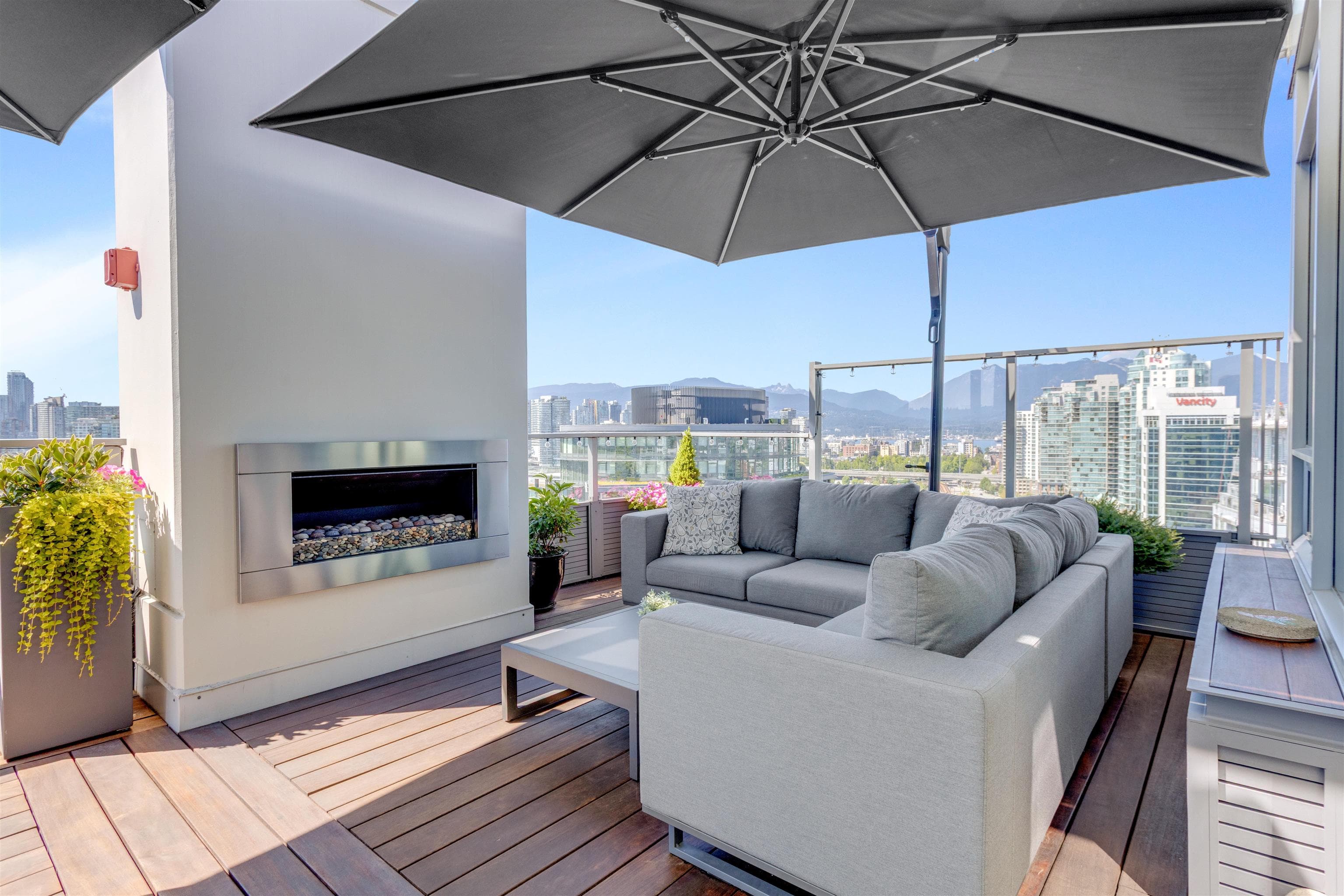 2101 - 110 Switchmen Street, Vancouver, V6A 0C6 — photo 5
