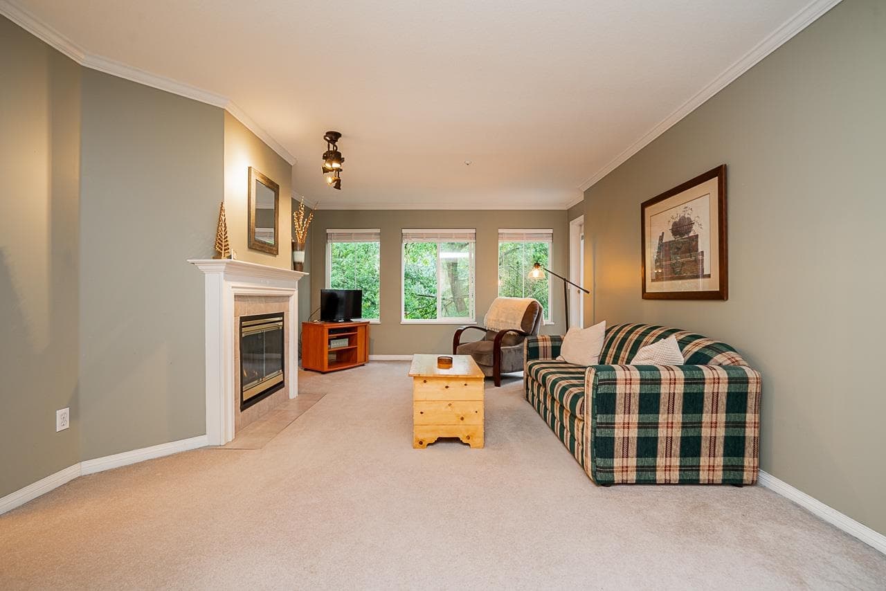 306 - 12155 75a Avenue, Surrey, V3W 1B9 — photo 2