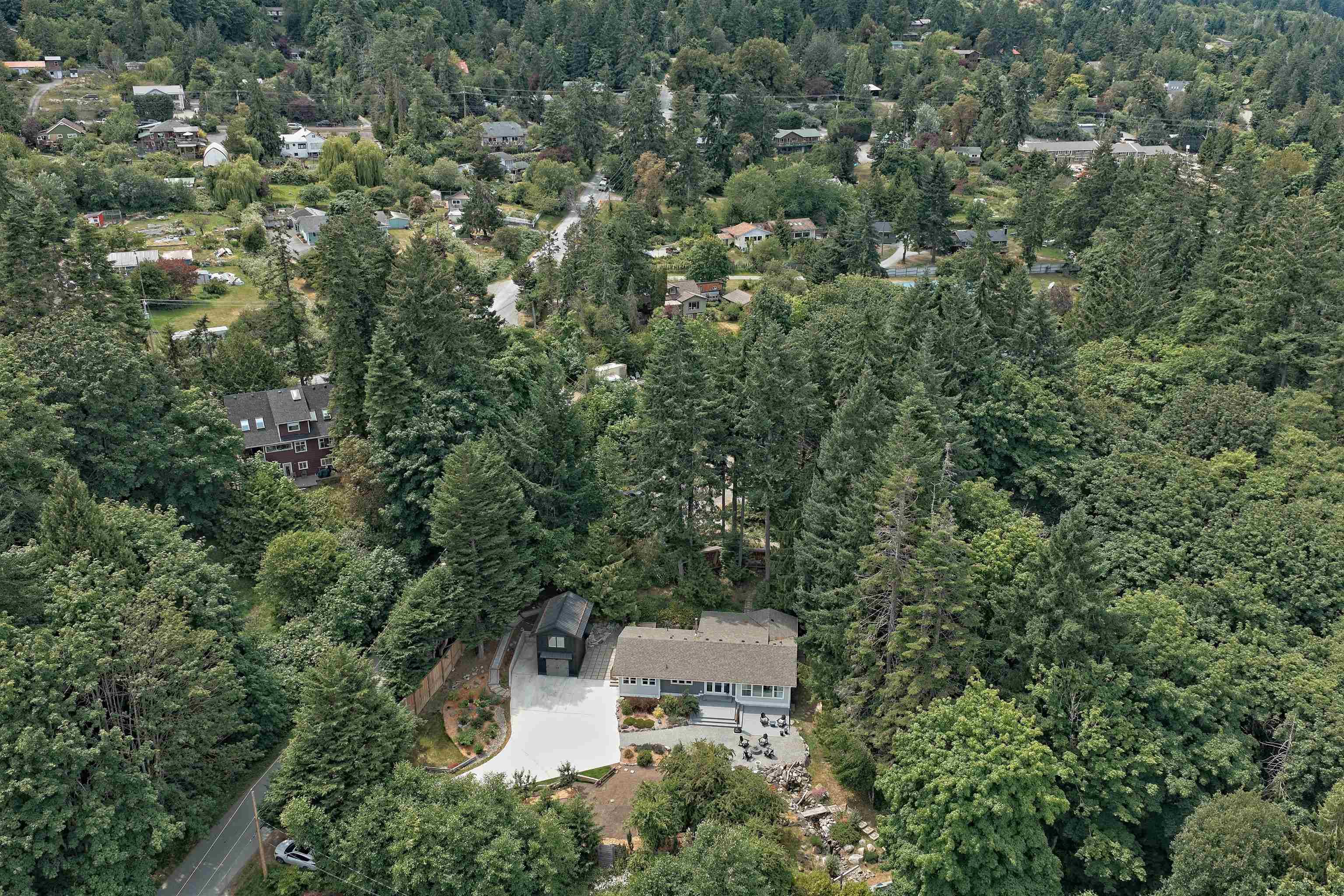 118 Douglas Road, Salt Spring Island, V8K 2J2 — photo 5