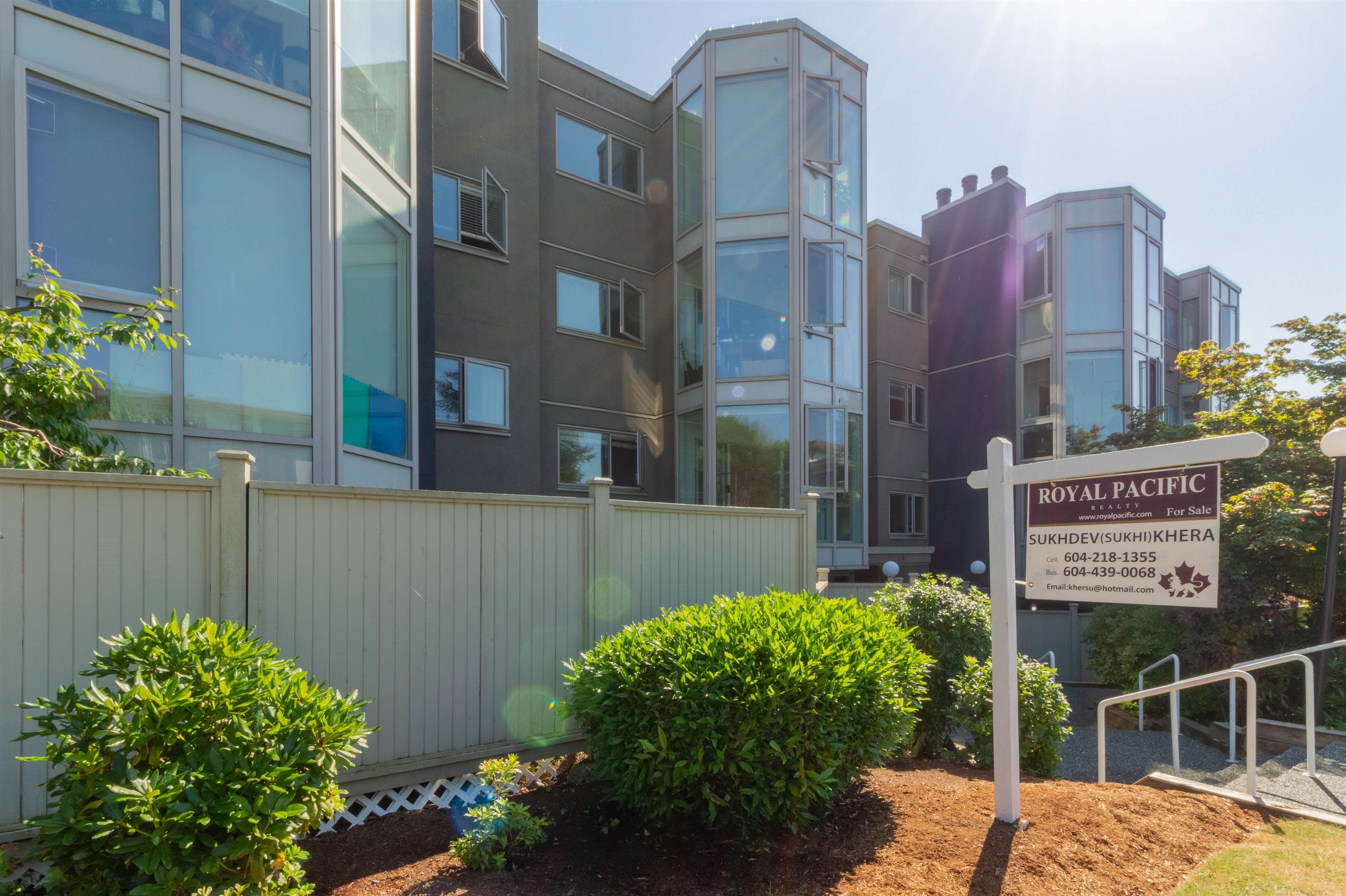205 - 2238 Eton Street, Vancouver