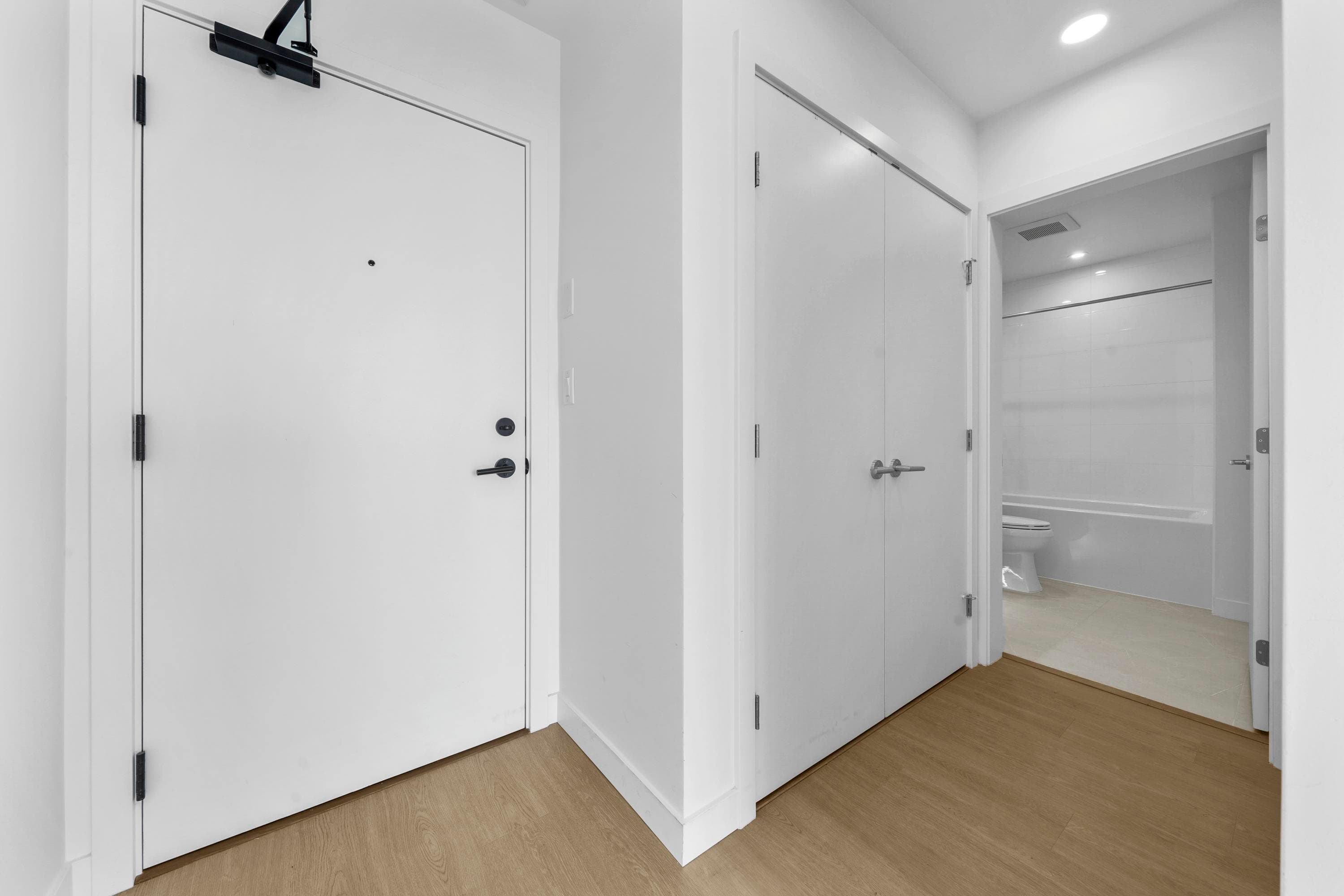 1601 - 699 Whiting Way, Coquitlam, V3J 0N7 — photo 4