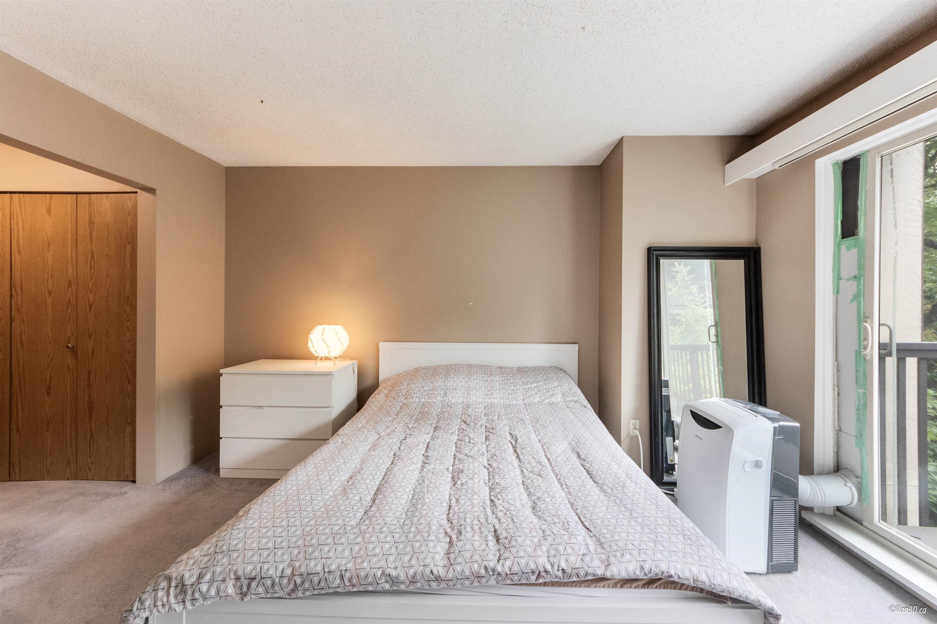 320 - 9857 Manchester Drive, Burnaby, V3N 4P5 — photo 2