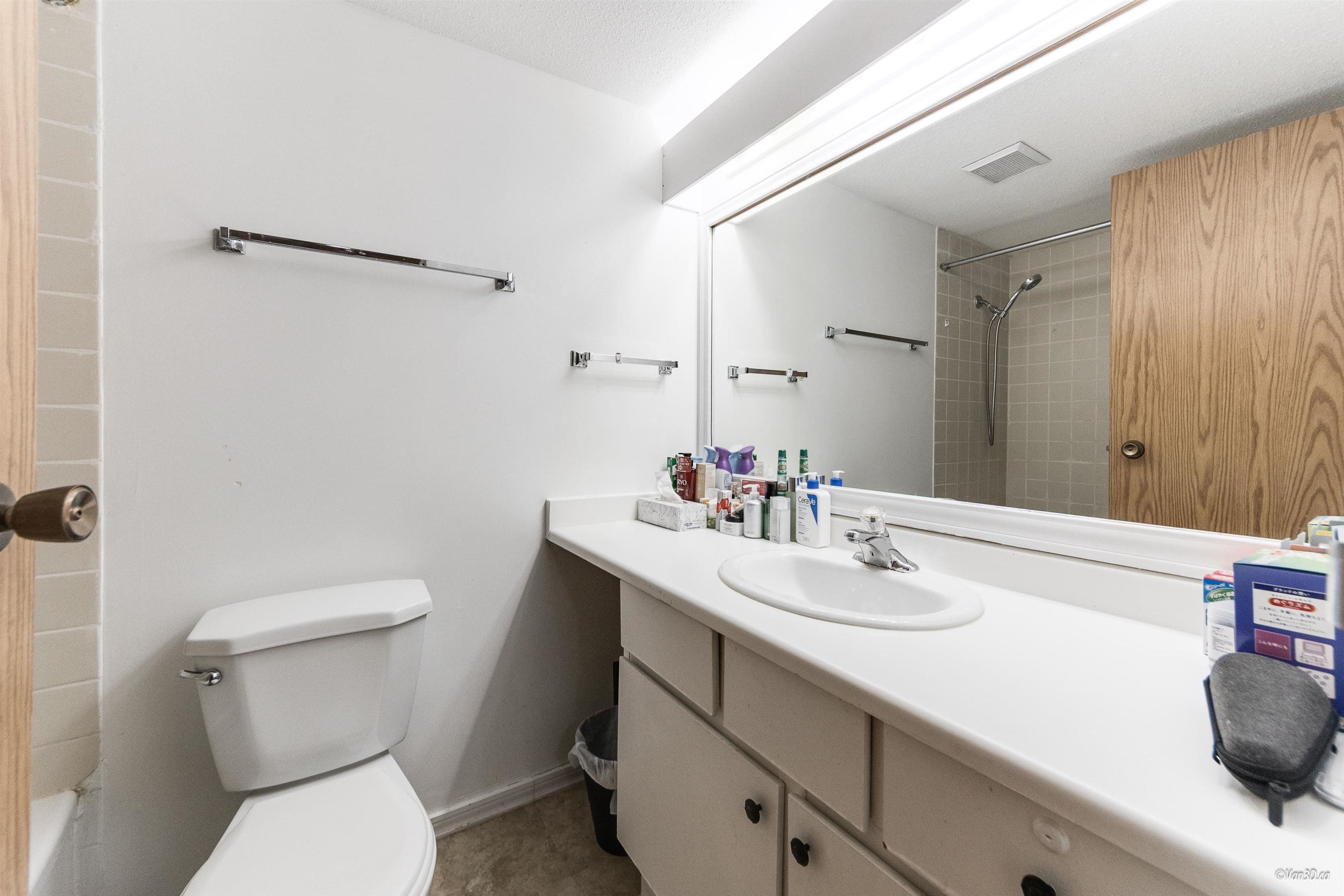 320 - 9857 Manchester Drive, Burnaby, V3N 4P5 — photo 3