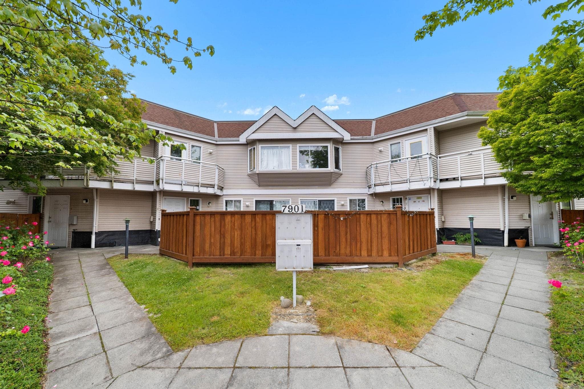 7 - 7901 13th Avenue, Burnaby