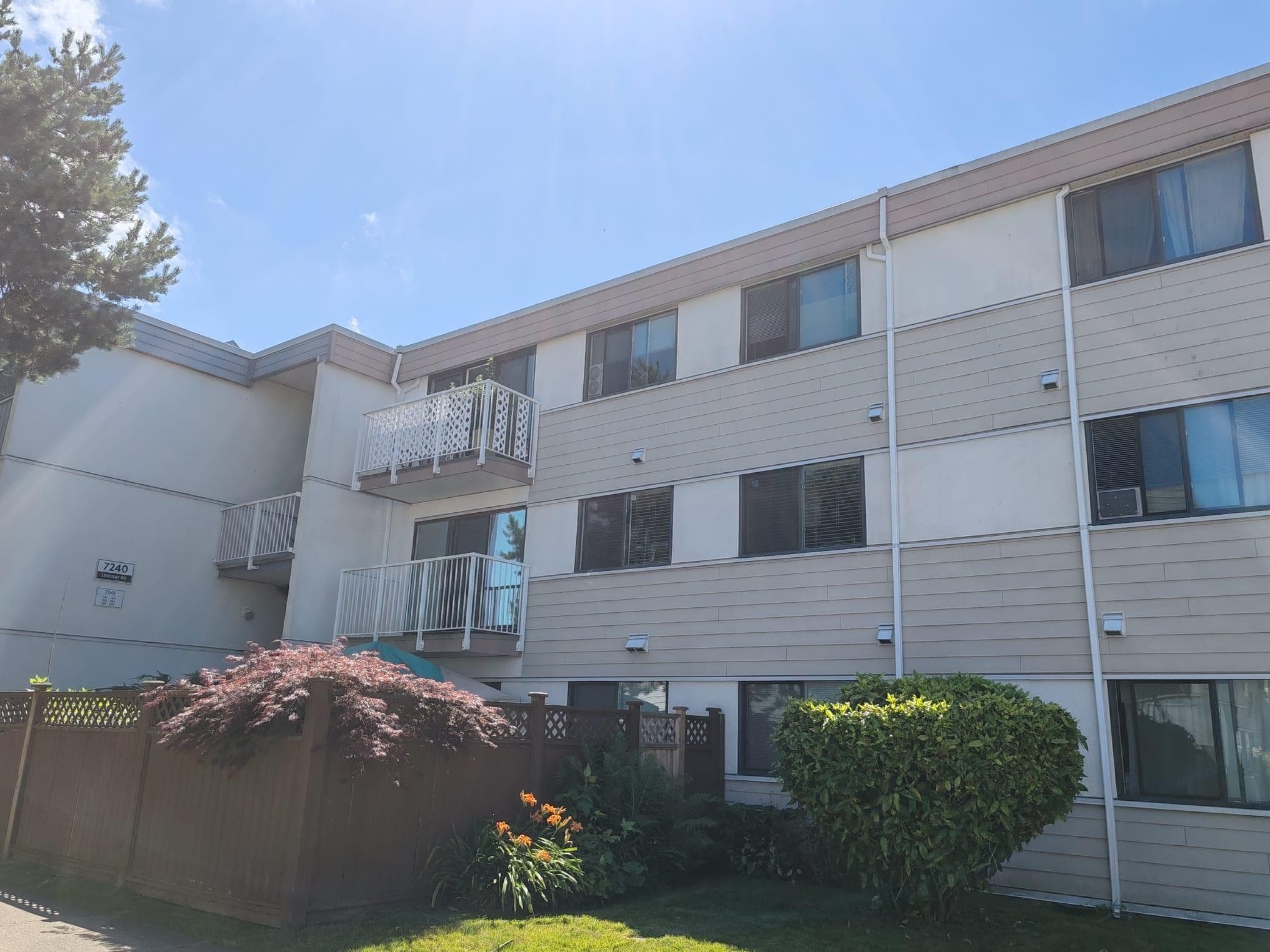204 - 7240 Lindsay Road, Richmond, V7C 3M6 — photo 2