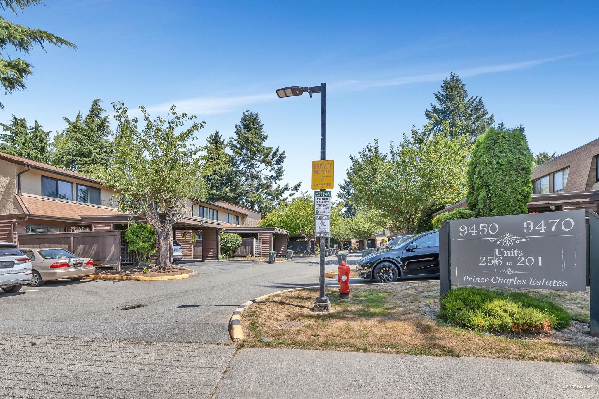 256 - 9452 Prince Charles Boulevard, Surrey, V3V 1S6 — photo 2