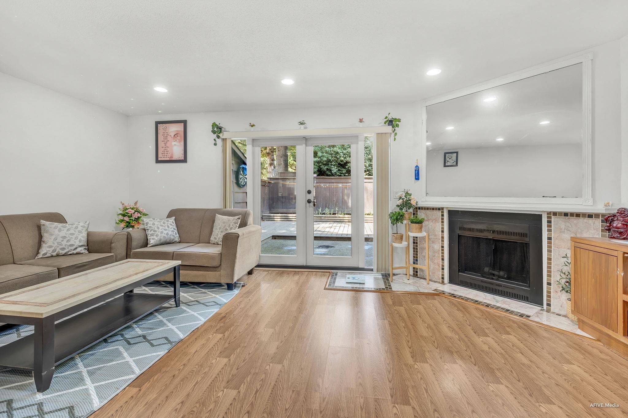 256 - 9452 Prince Charles Boulevard, Surrey, V3V 1S6 — photo 1
