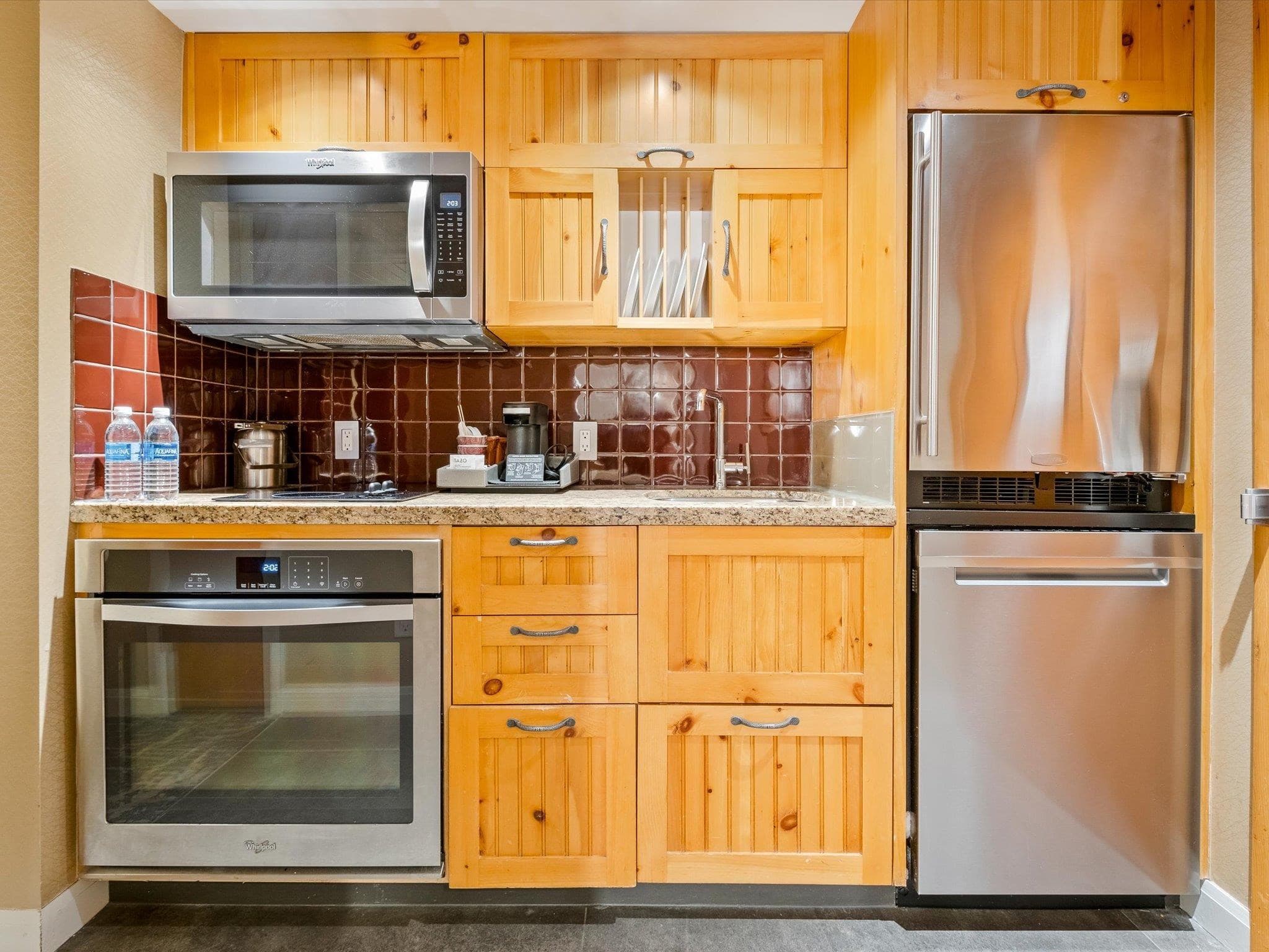 577 - 4090 Whistler Way, Whistler, V8E 1J3 — photo 4