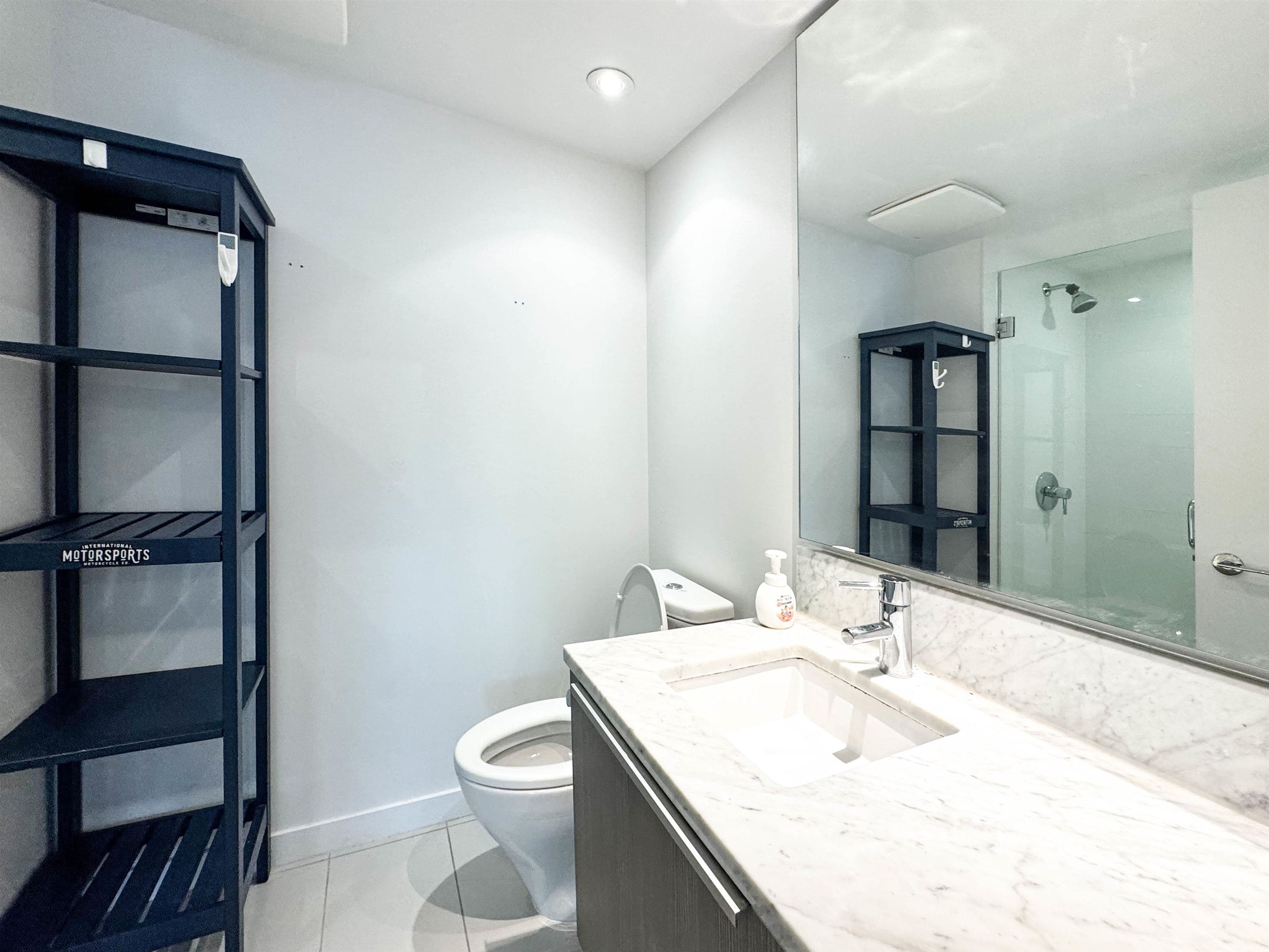6461 Telford, Burnaby, V5H 0B8 — photo 2