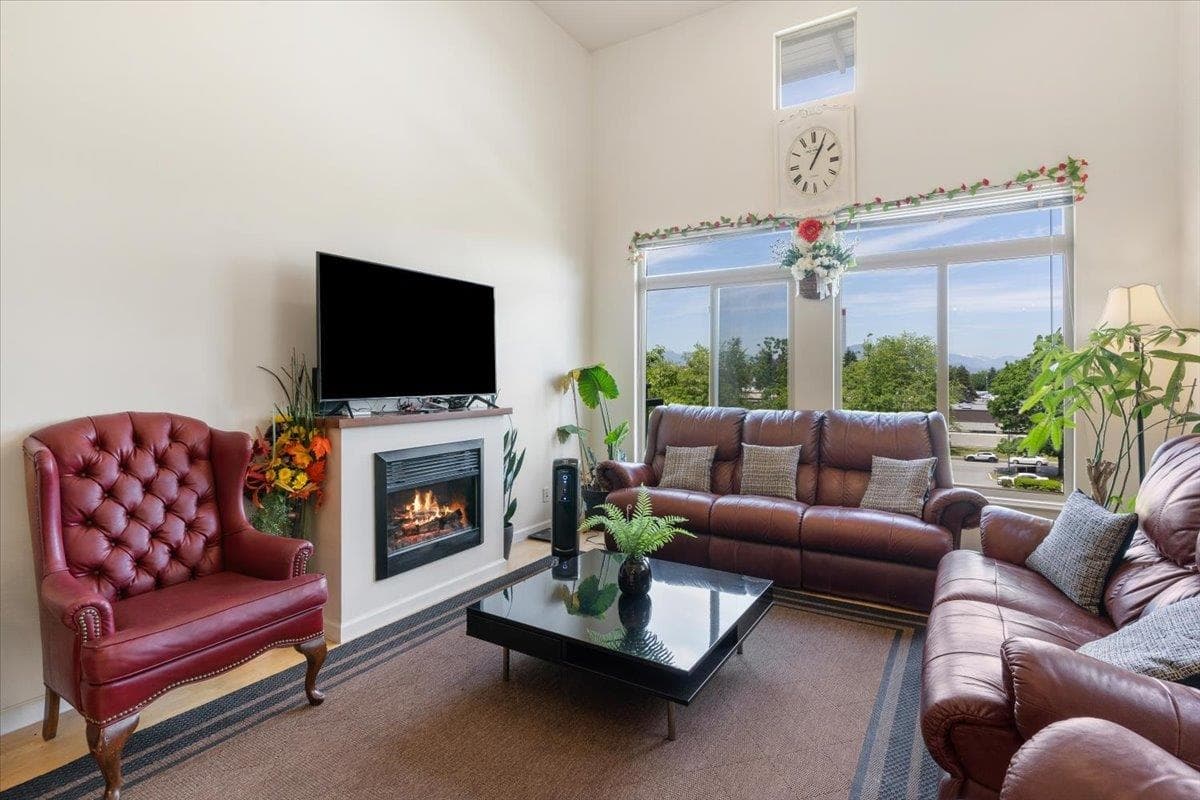 415 - 10180 153 Street, Surrey, V3R 0B5 — photo 2