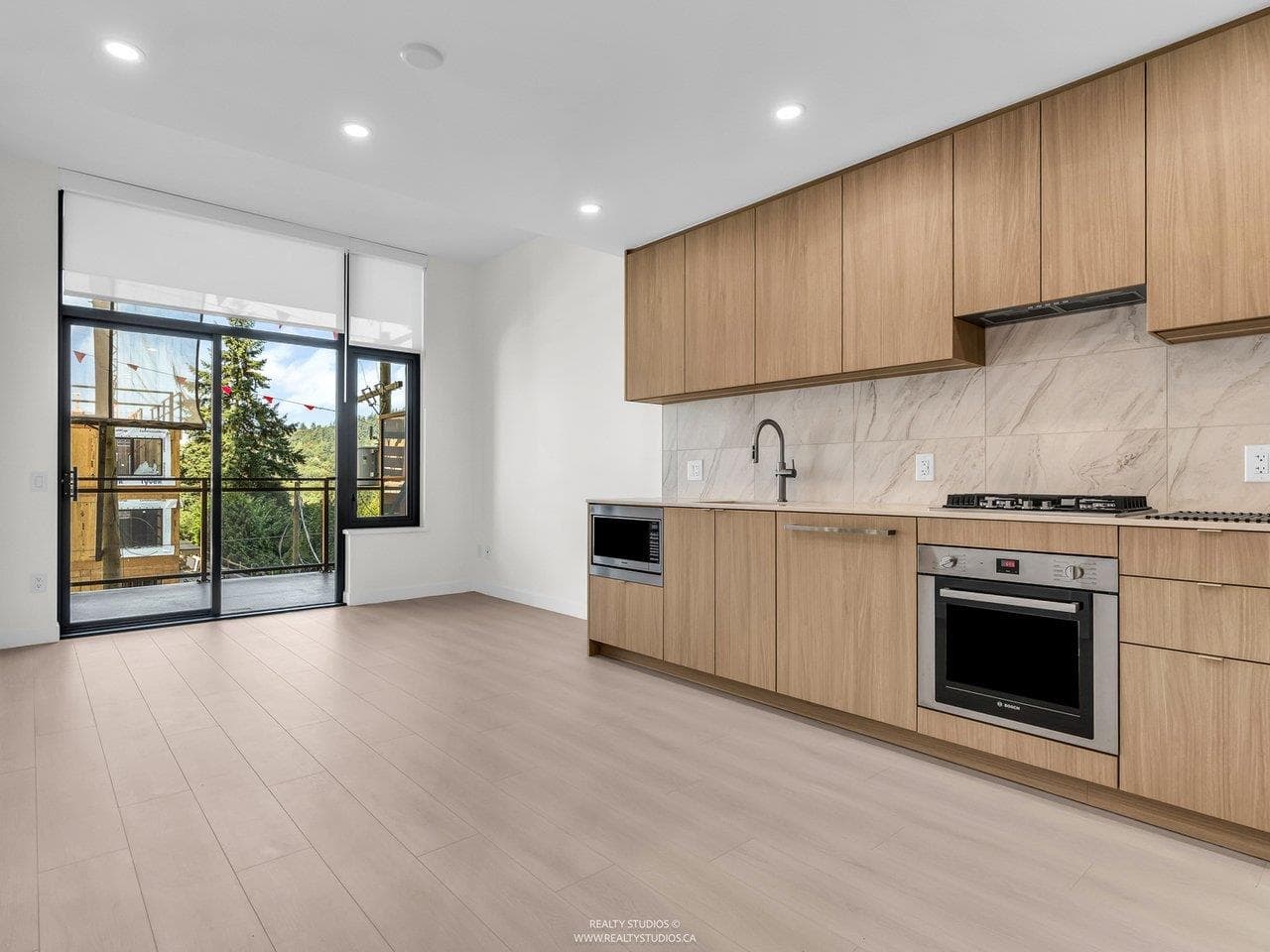 403 - 626 Claremont Street, Coquitlam, V3J 0T1 — photo 3