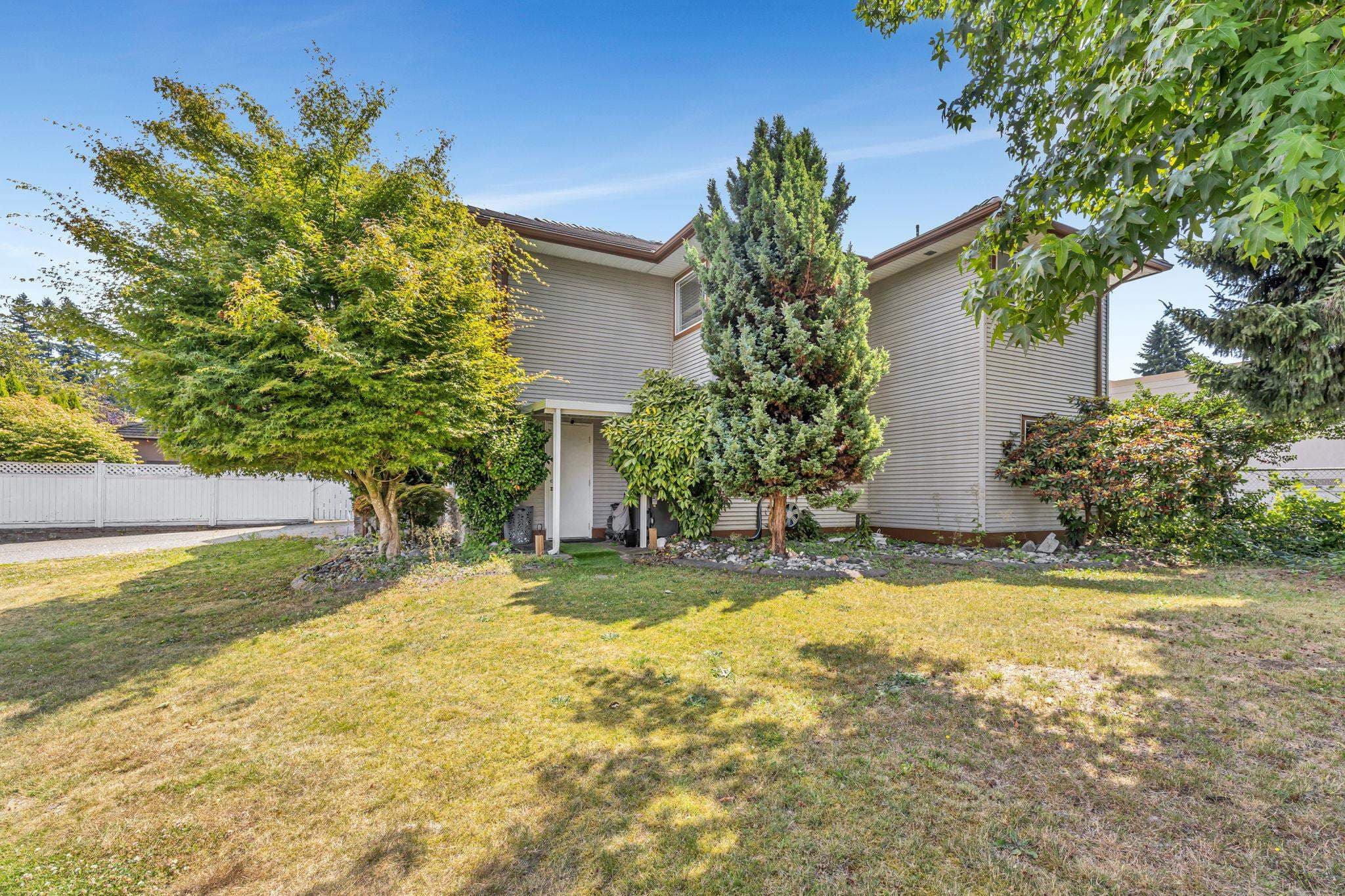 20558 122 Avenue, Maple Ridge, V2X 2N6 — photo 4