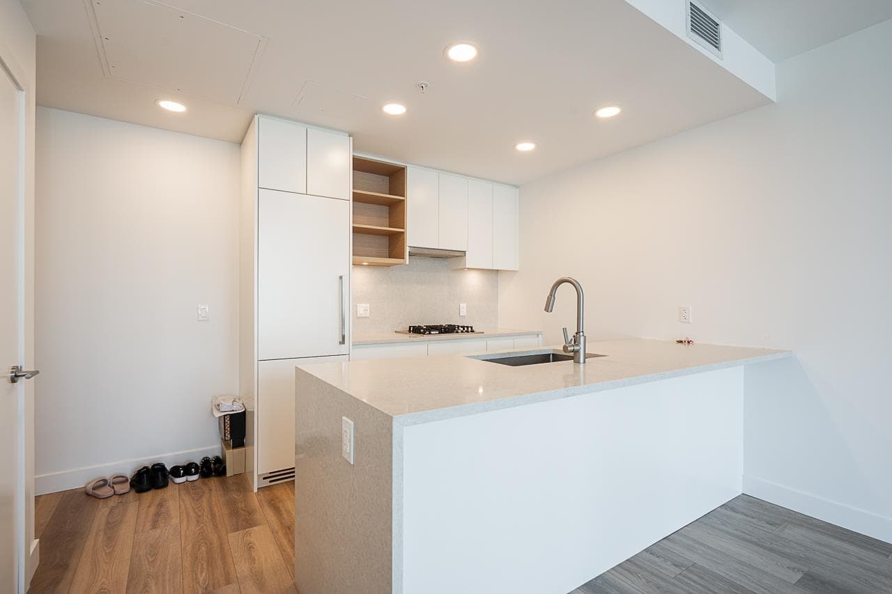 2101 - 4433 Alaska Street, Burnaby, V5C 5T3 — photo 5
