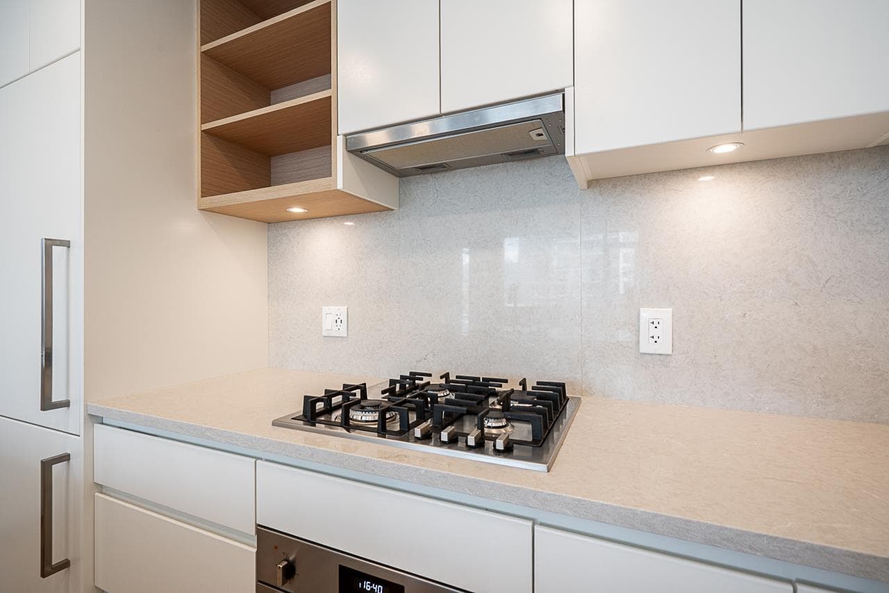 2101 - 4433 Alaska Street, Burnaby, V5C 5T3 — photo 4