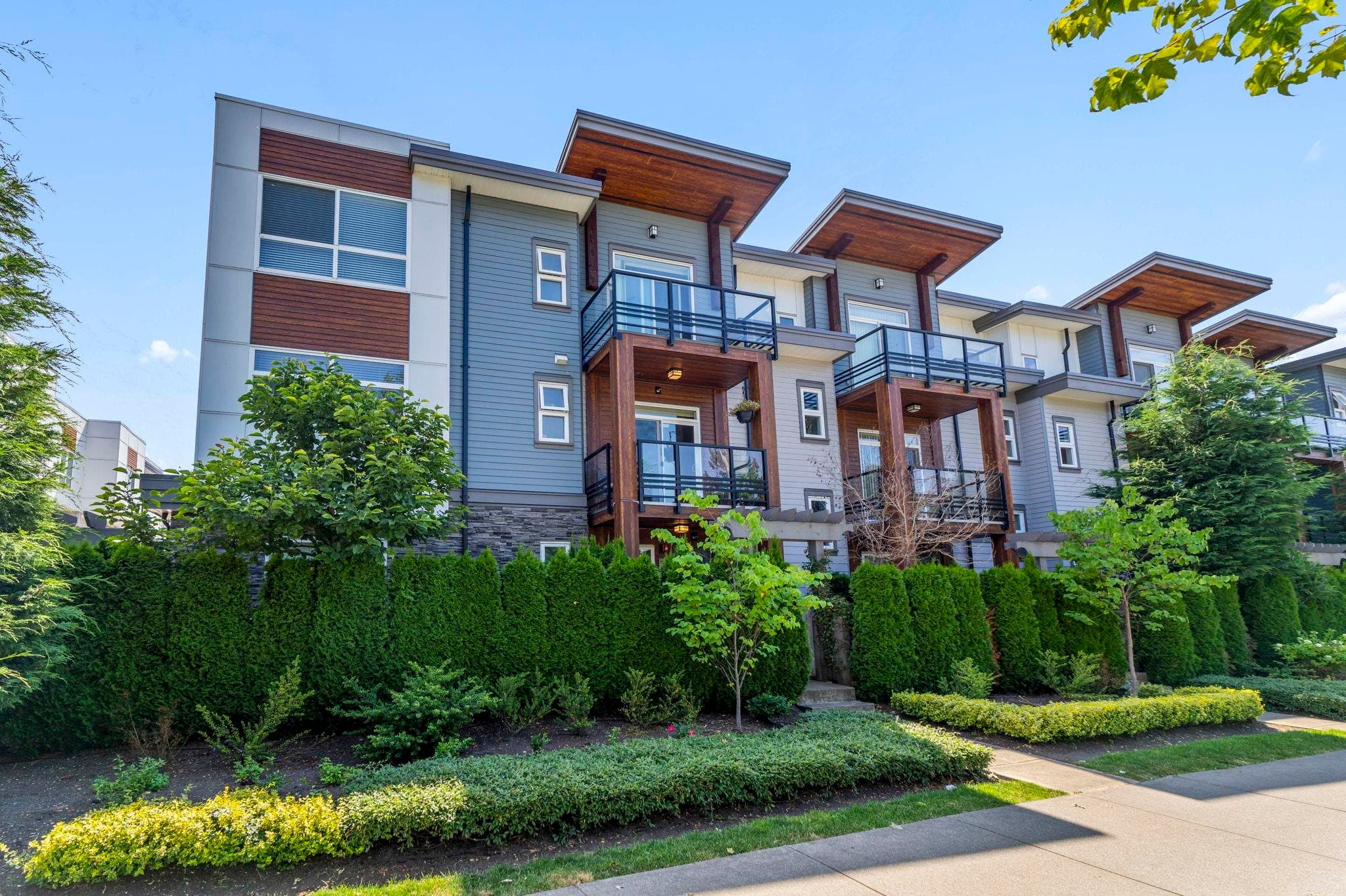 37 - 7947 209 Street, Langley, V2Y 0Y6 — photo 2