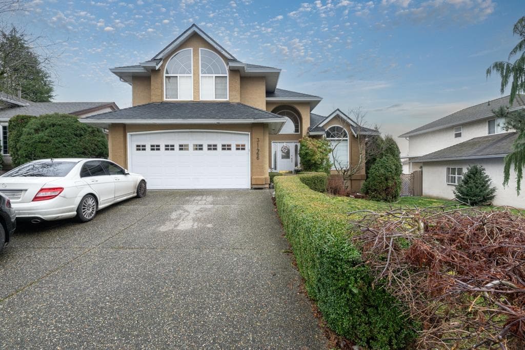 31466 Jean Court, Abbotsford, V2T 5N9 — photo 1