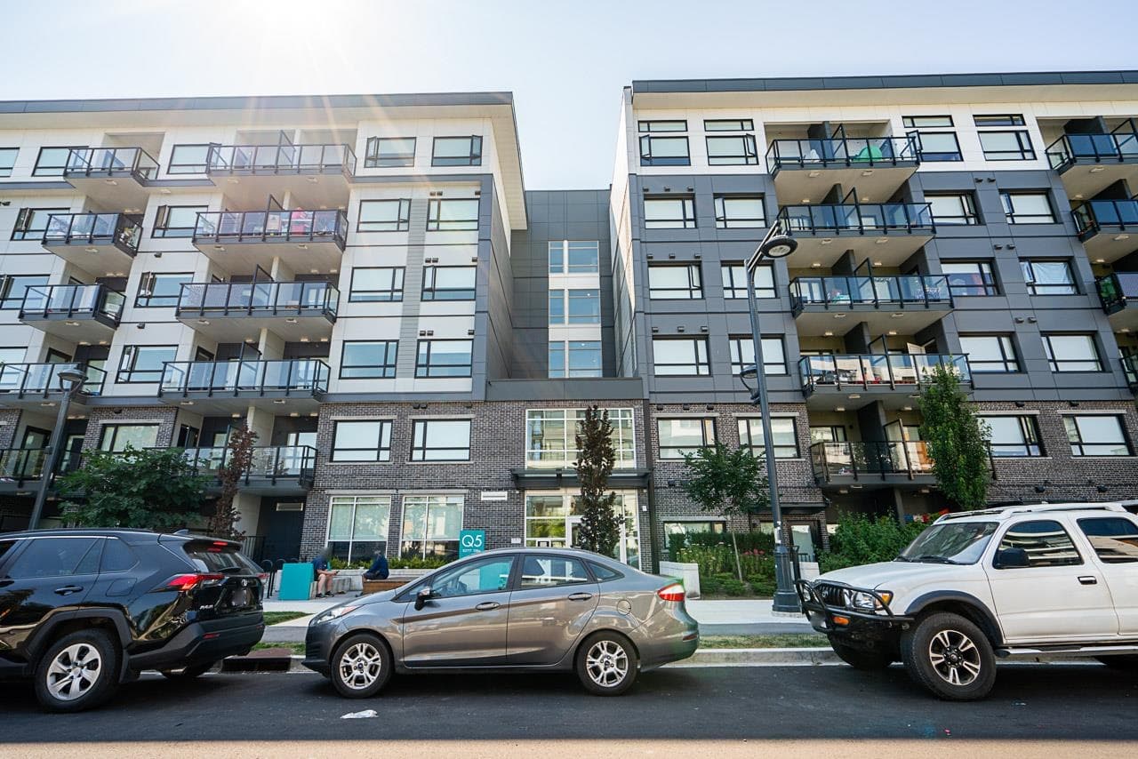 604 - 10777 138th Street, Surrey, V3T 0T5 — photo 3