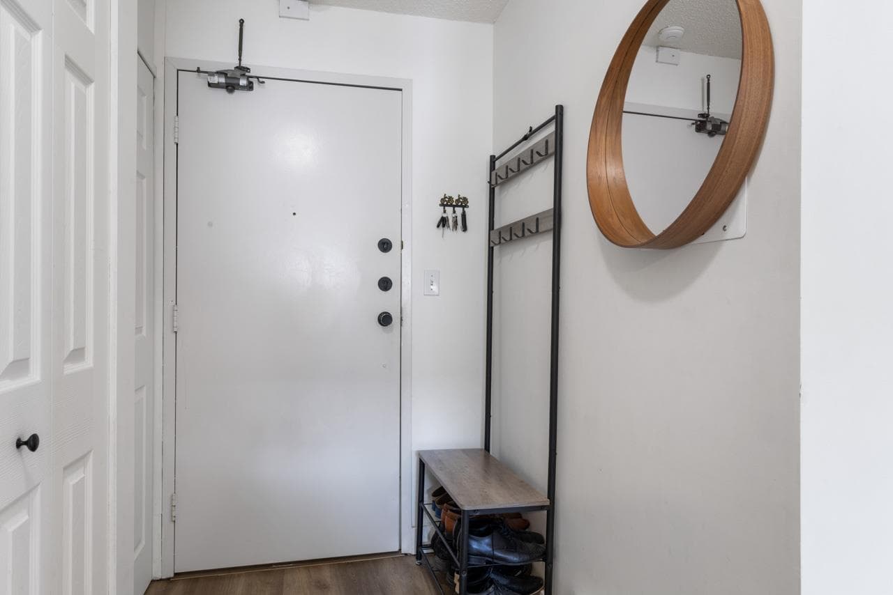 305 - 642 E 7th Avenue, Vancouver, V5T 1P1 — photo 2
