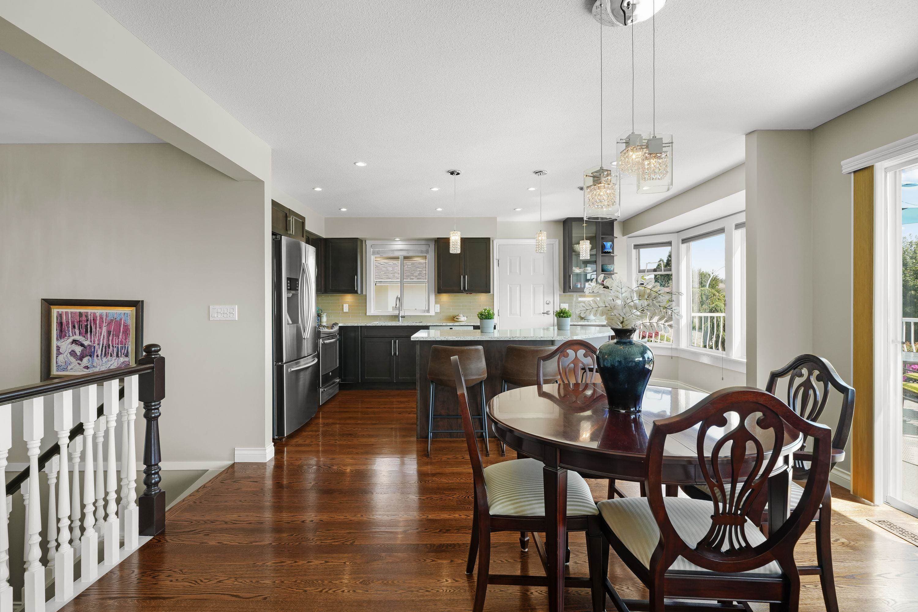 6199 191a Street, Surrey, V2S 8C7 — photo 5