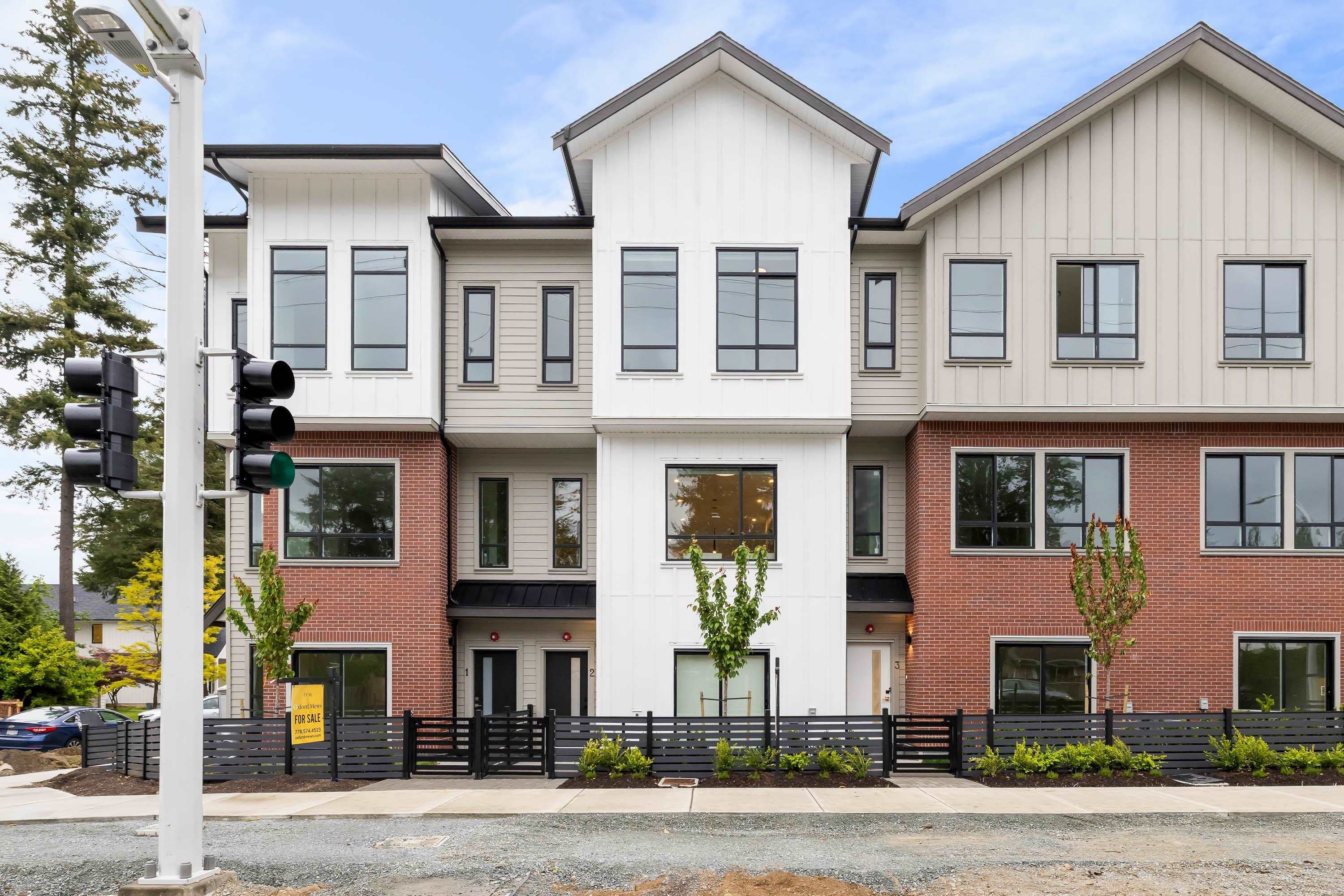 4536 208 Street, Langley, V3A 3G5 — photo 1