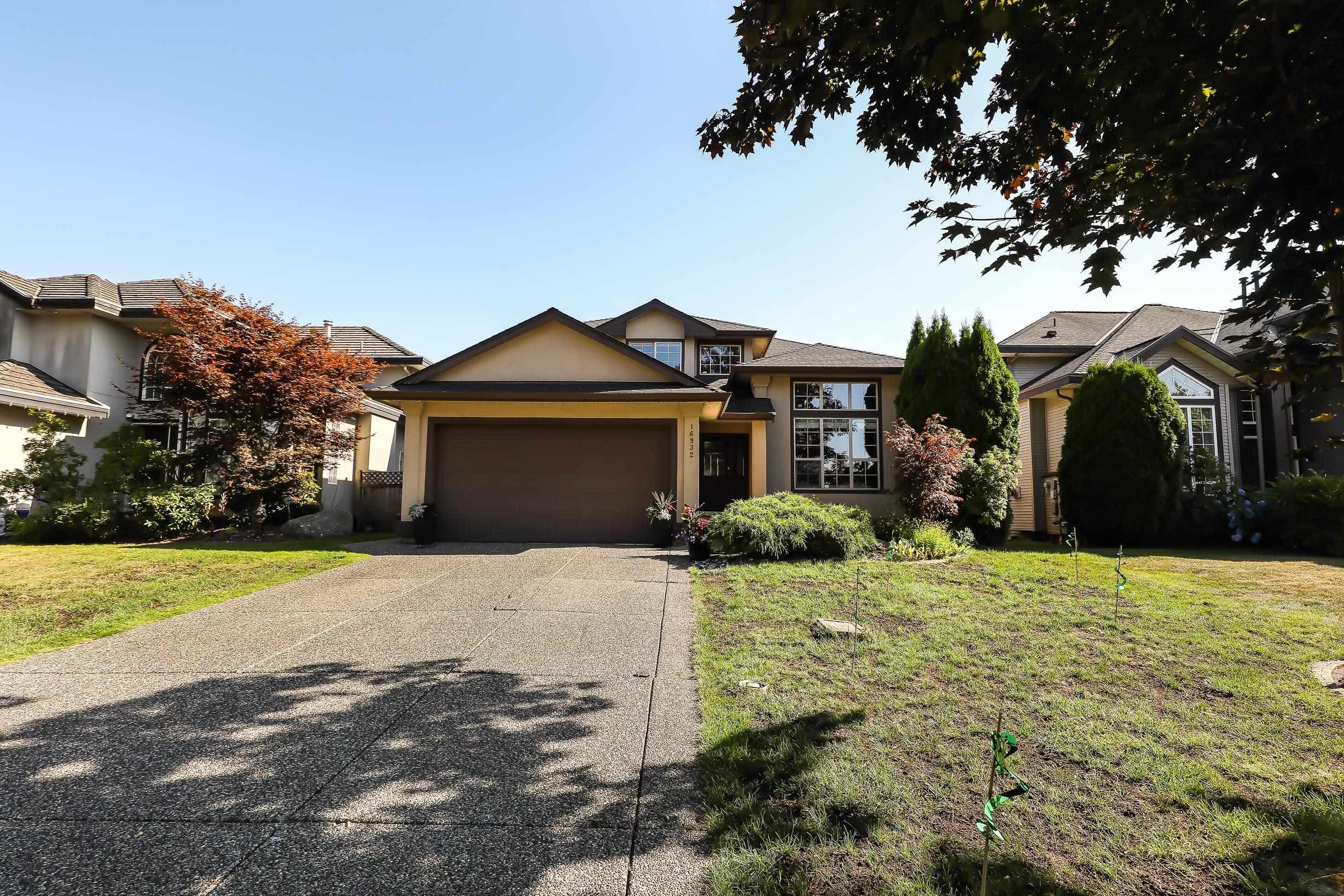 16932 60a Avenue, Surrey, V3S 8X5 — photo 3