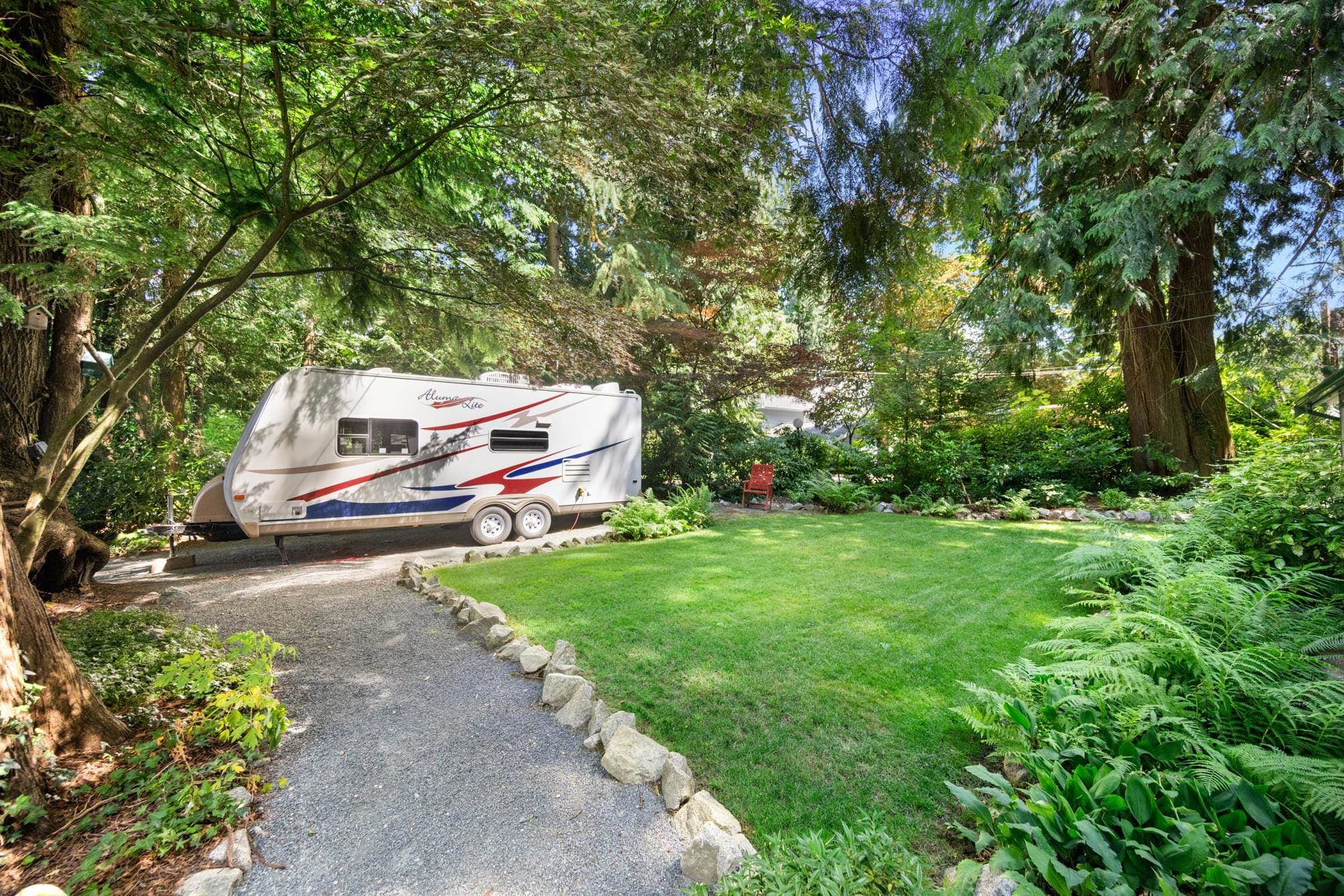 4961 202a Street, Langley, V3A 1T6 — photo 3