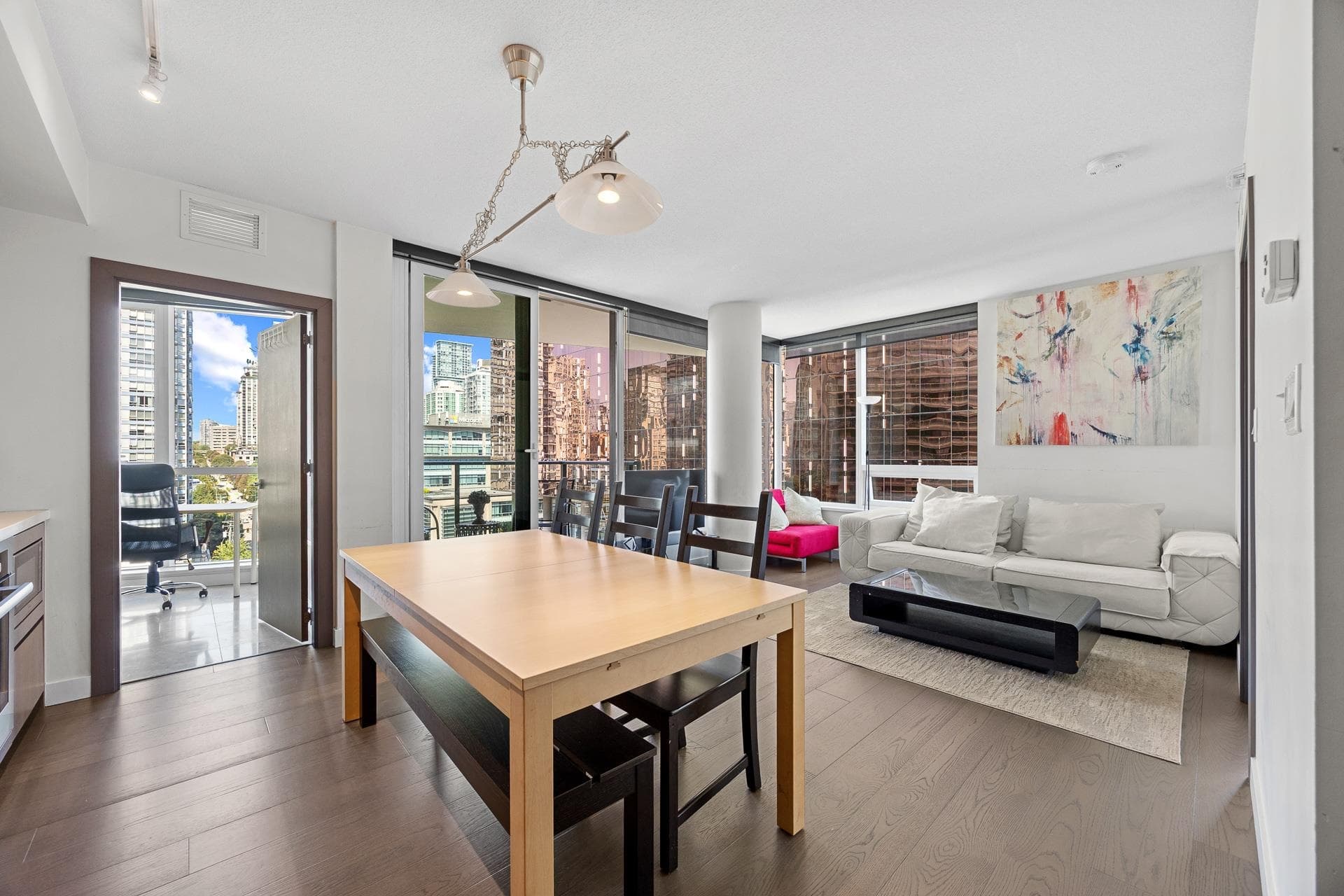 1122 - 68 Smithe Street, Vancouver, V6B 0P4 — photo 3