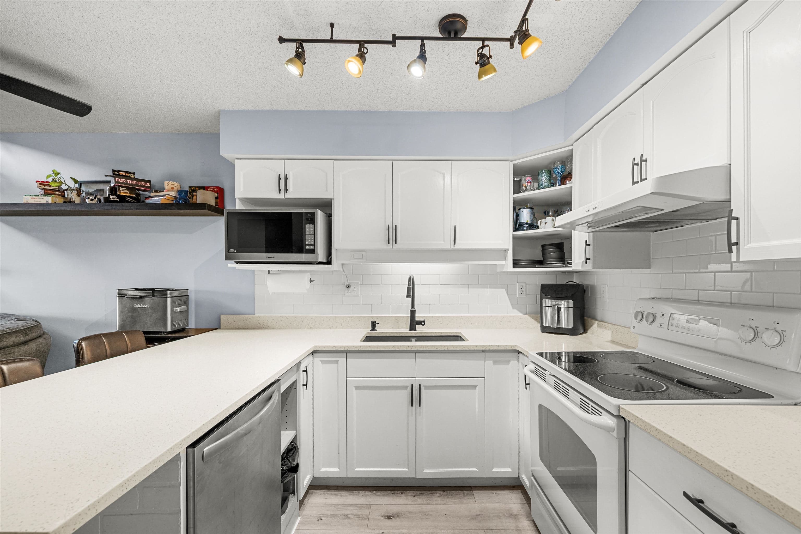 212 - 74 Miner Street, New Westminster