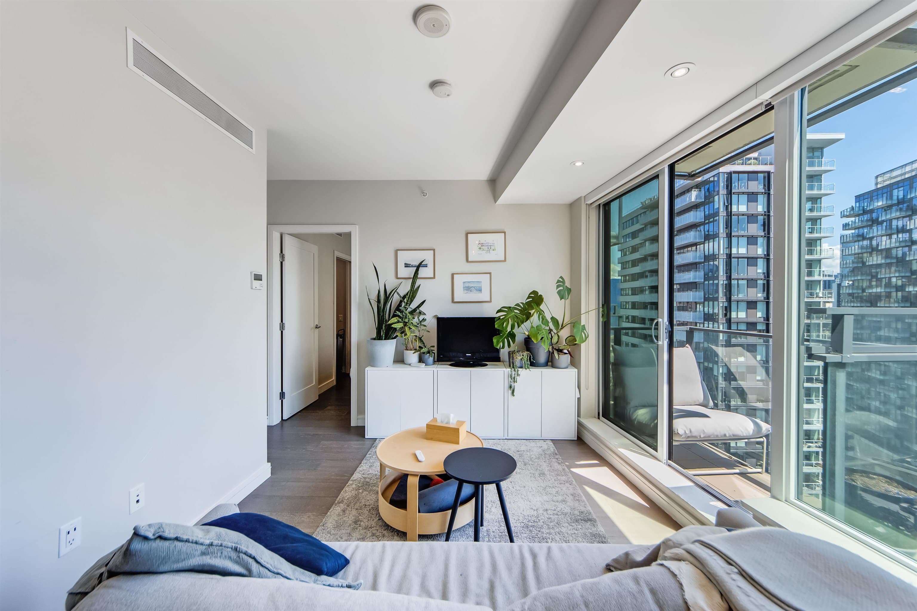 1603 - 1221 Bidwell Street, Vancouver, V6G 0B1 — photo 4