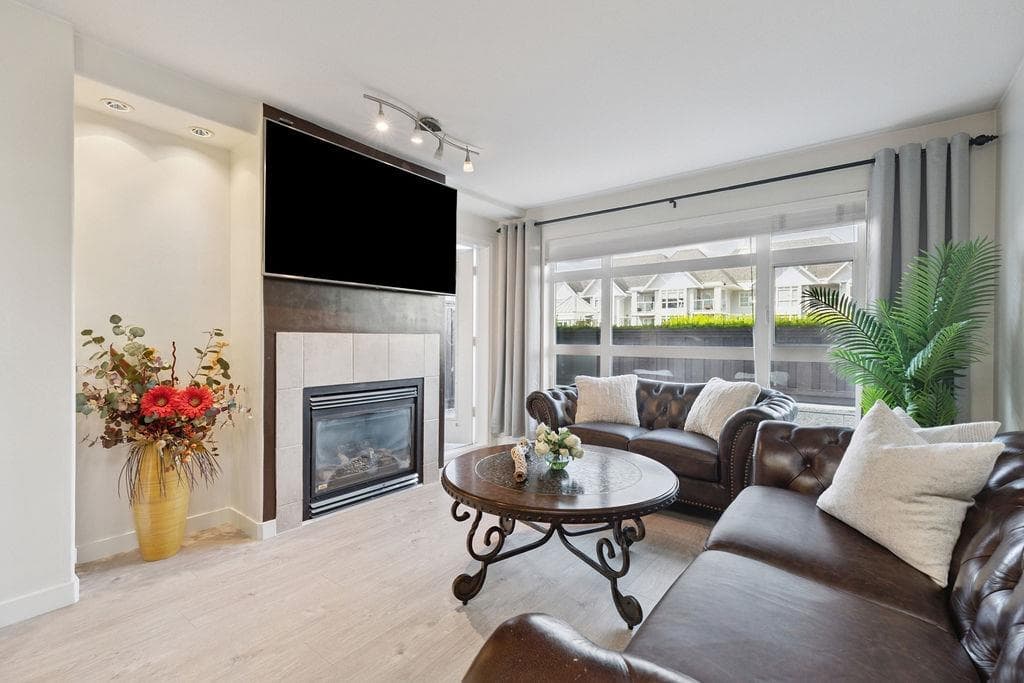 109 - 3122 St Johns Street, Port Moody