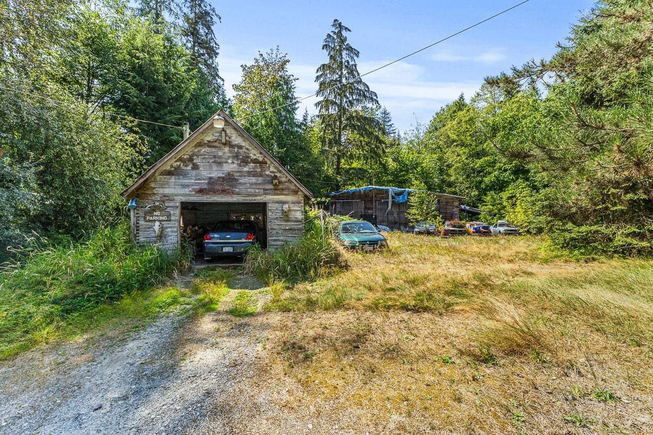 11167 284th Street, Maple Ridge, V2W 1T9 — photo 5