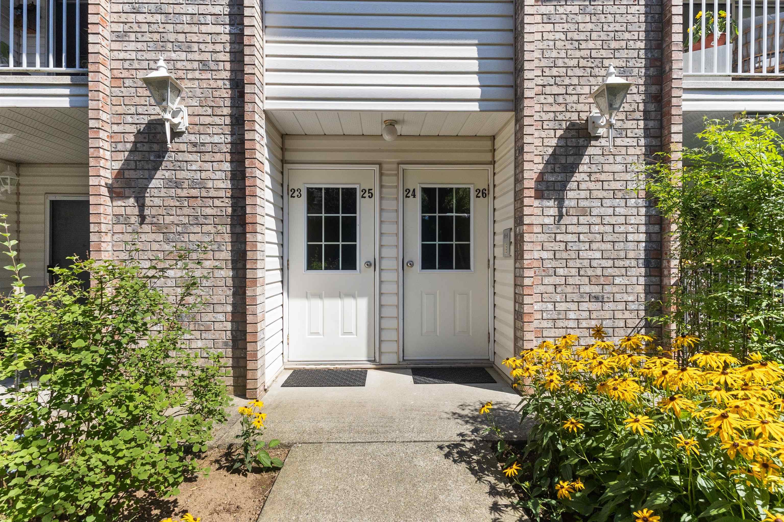 24 - 2938 Trafalgar Street, Abbotsford, V2S 7X5 — photo 2