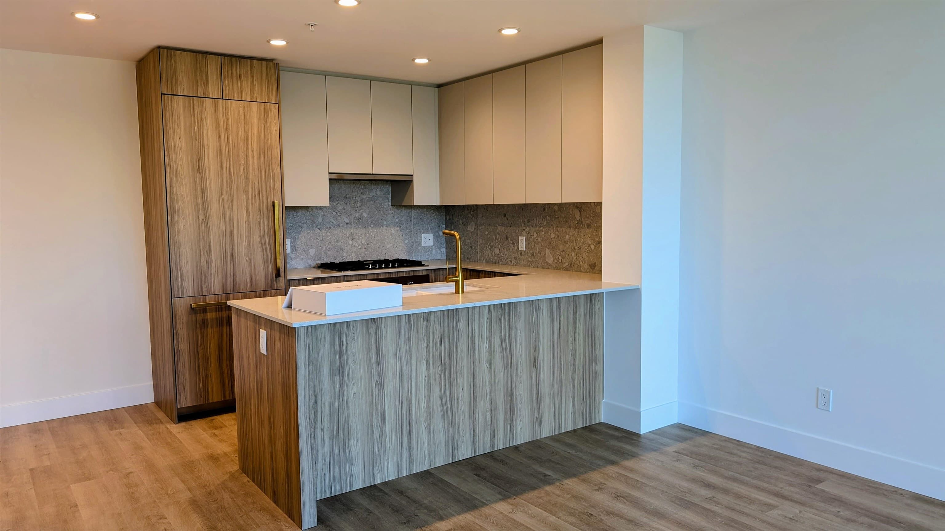 501 - 2385 Emery Court, North Vancouver, V7J 0G1 — photo 2